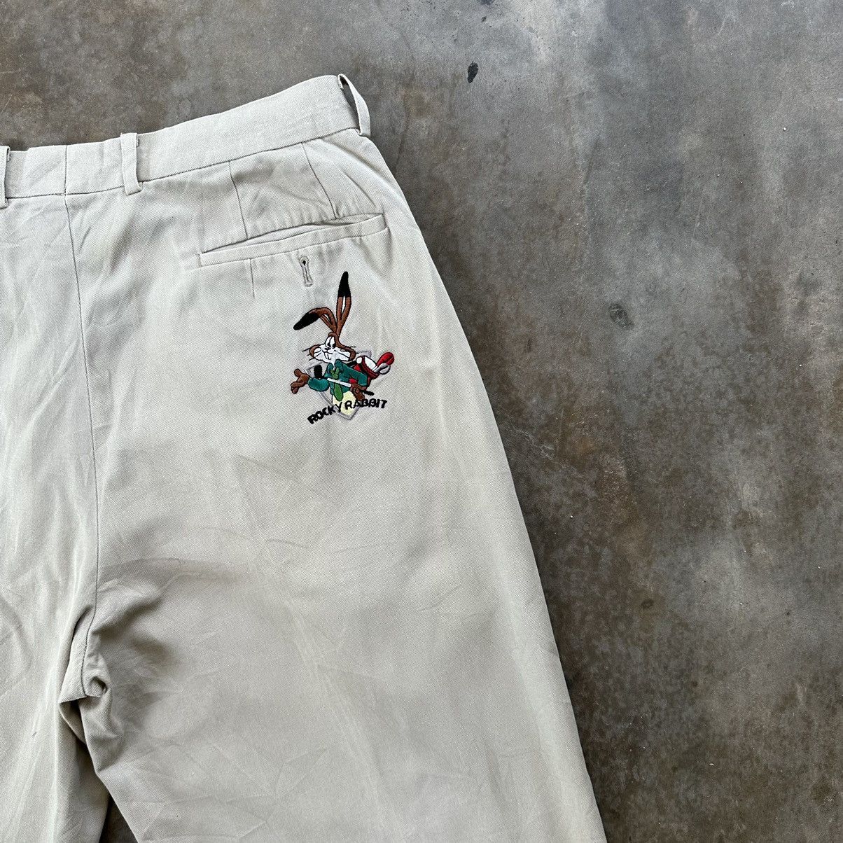 Japanese Brand × Vintage Vintage Rocky Rabbit Distressed Beige Casual Trousers Pant Size US 33 - 13 Thumbnail