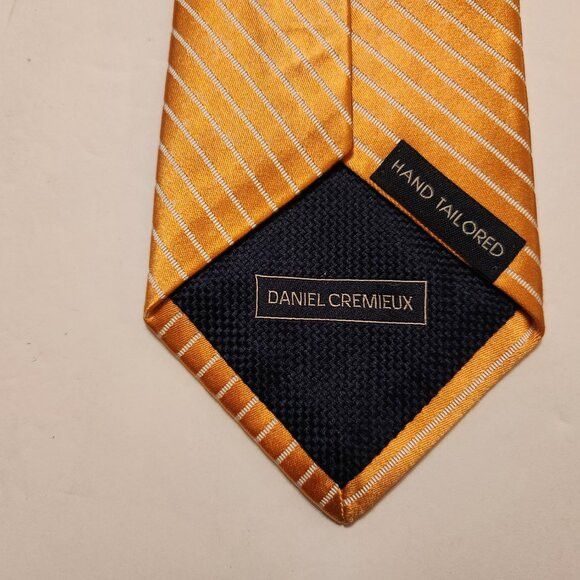Daniel Cremieux Daniel cremieux men's new 100%silk tie 3 1/2" X 58 1/2" Size ONE SIZE - 2 Thumbnail