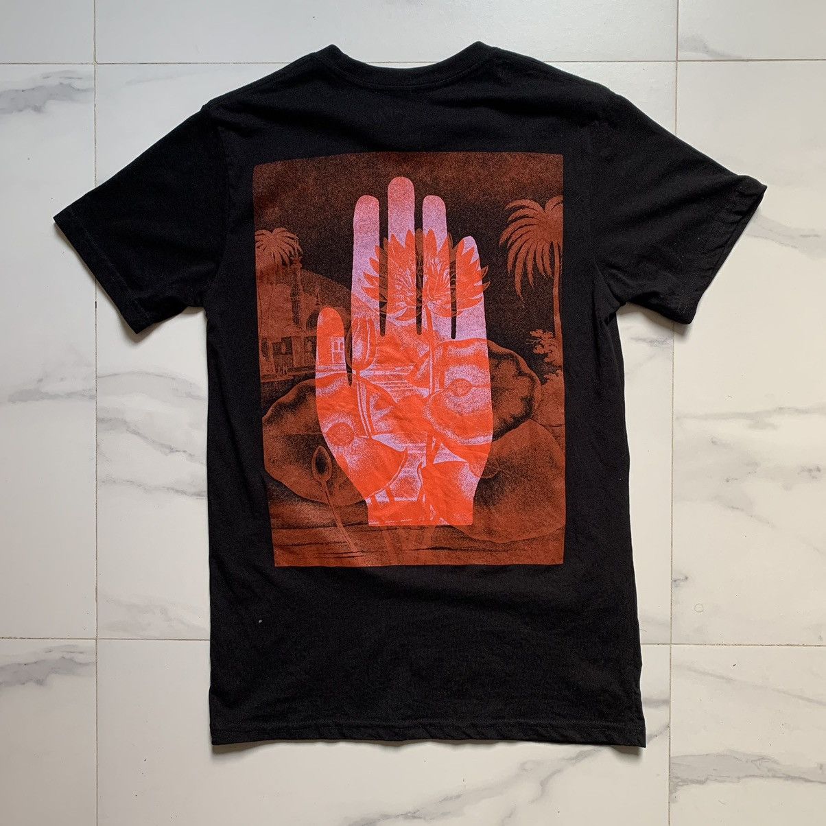 Other Lost Farm Kiva Big Hand Back T-Shirt Size US S / EU 44-46 / 1 - 3 Thumbnail