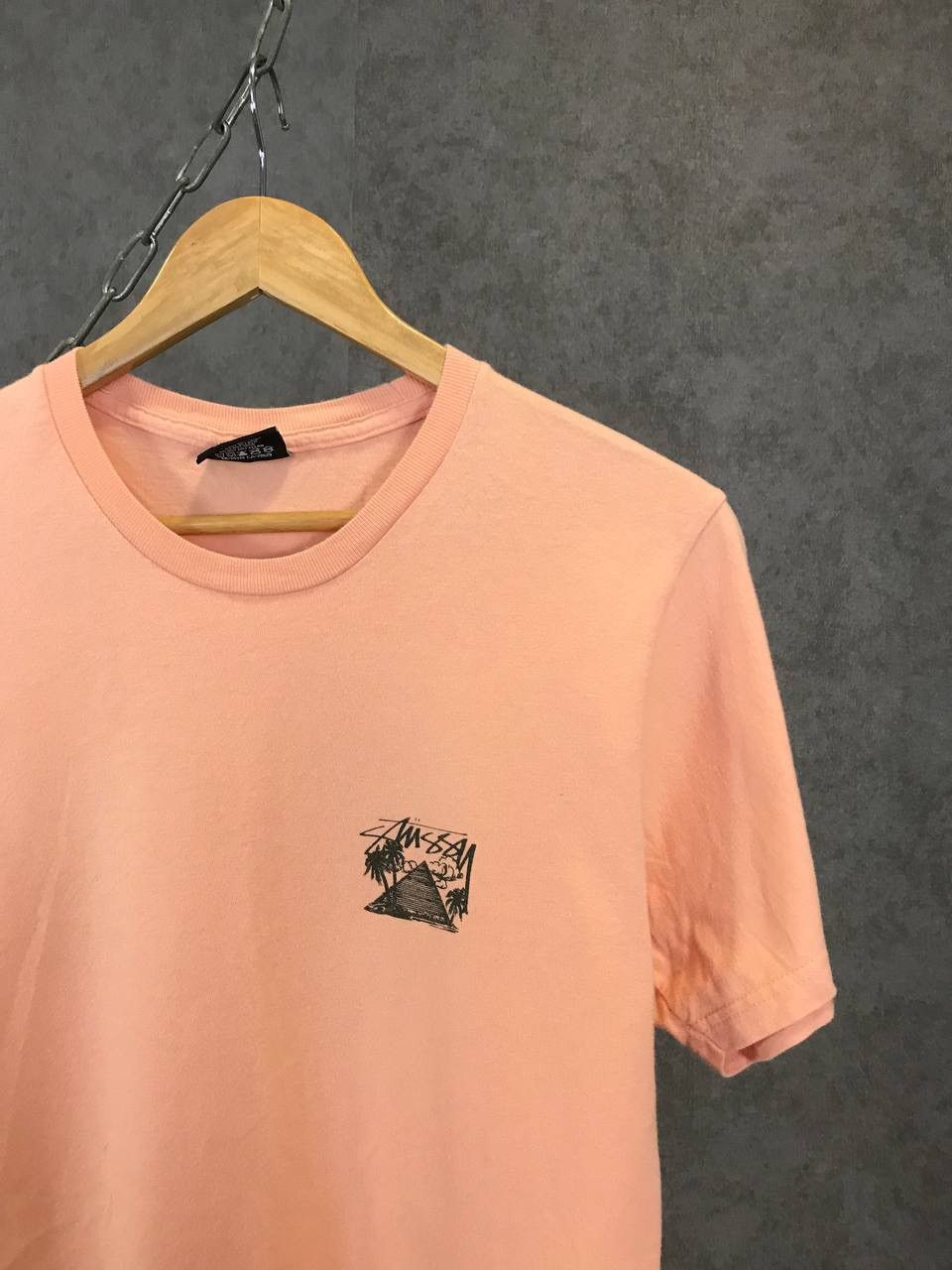 Stussy Stussy designer overprinted tee Size US S / EU 44-46 / 1 - 3 Thumbnail
