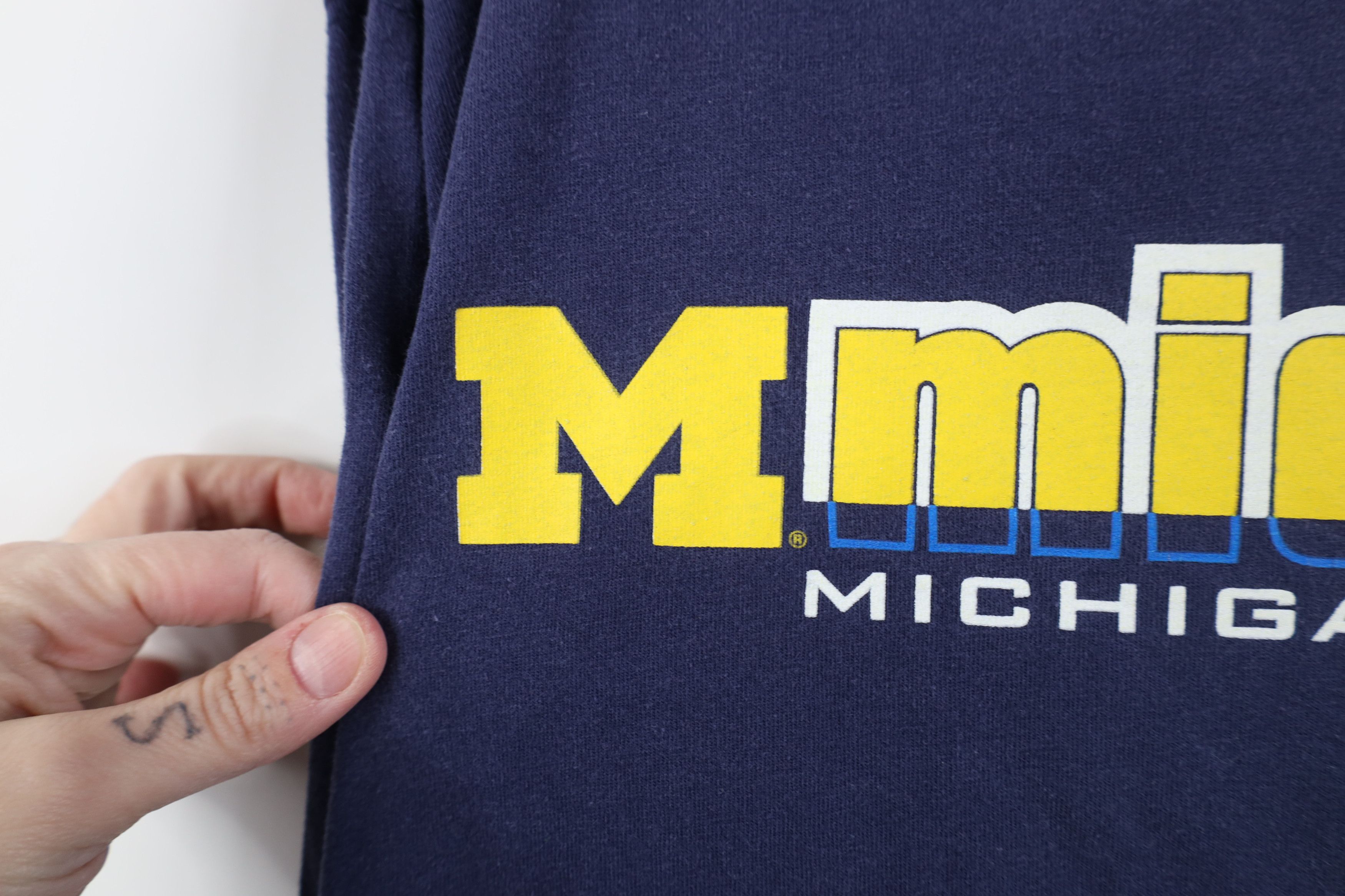 Starter Vintage 90s Starter Faded University of Michigan T-Shirt Size US L / EU 52-54 / 3 - 5 Thumbnail