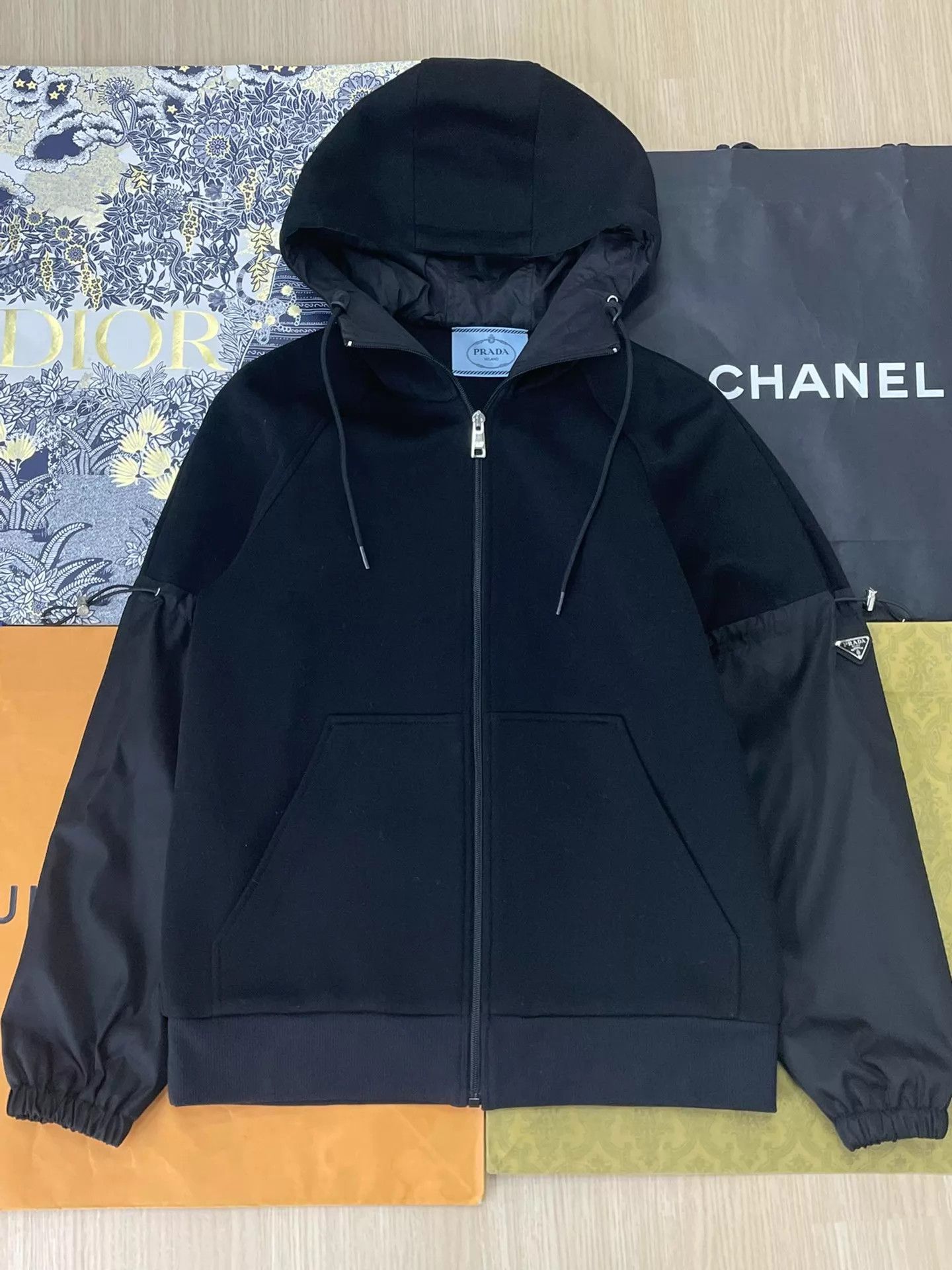 Prada Prada Black Triangle Logo Colorblock Hooded Jacket XS Size XS / US 0-2 / IT 36-38 - 1 Thumbnail