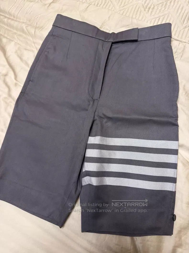 Thom Browne Thom Browne Grey Shorts Size 26" / US 2 / IT 38 - 1 Thumbnail