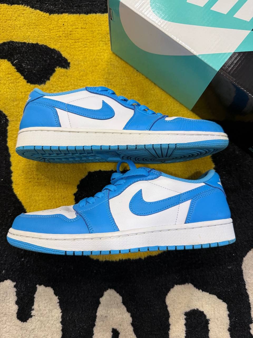 Nike Jordan 1 Low SB UNC (2019) CJ7891-401 Size US 8.5 / EU 41-42 - 2 Thumbnail
