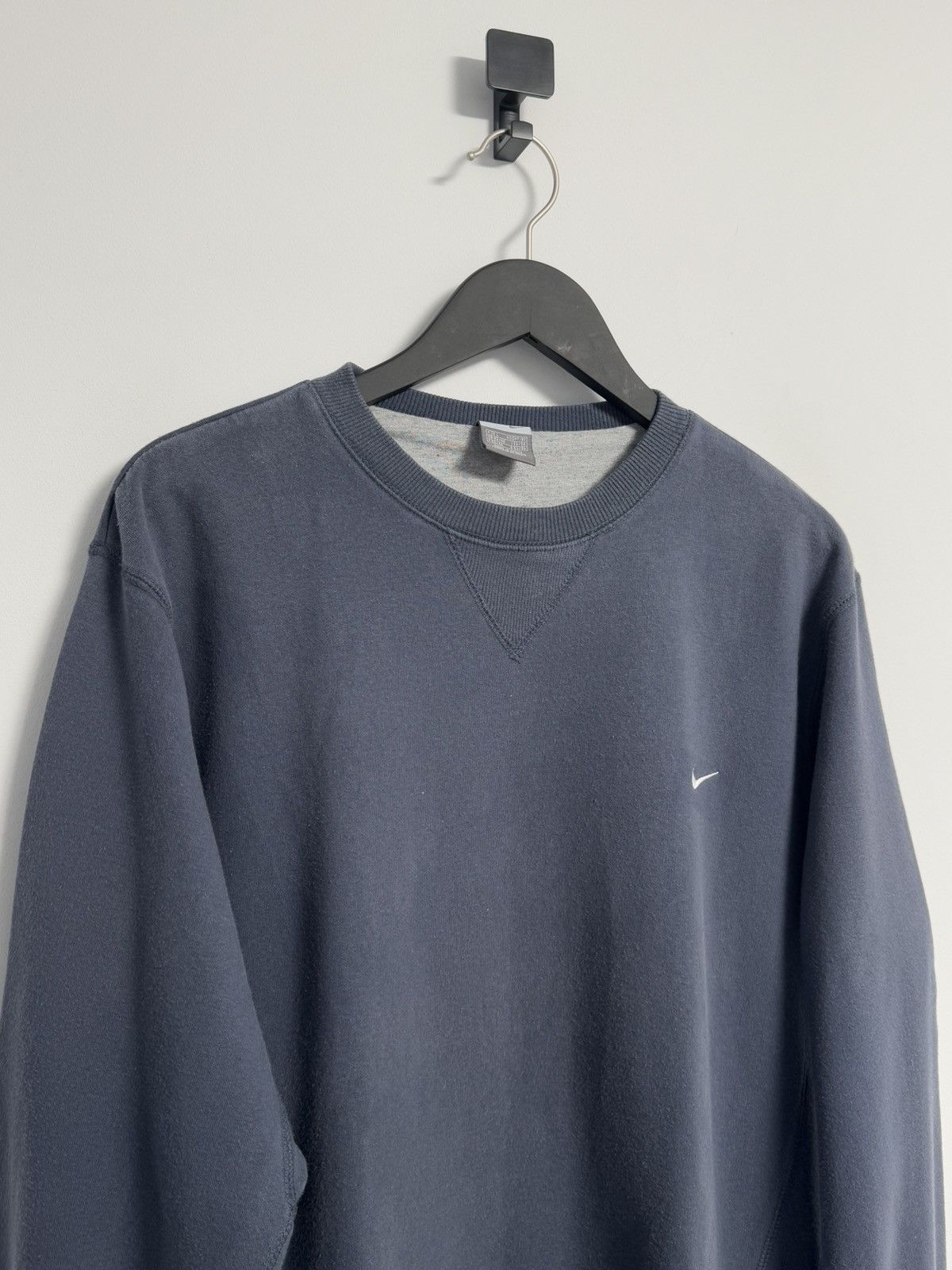 Vintage Nike Vintage Sweatshirt Y2K Style Swoosh Size US L / EU 52-54 / 3 - 2 Thumbnail