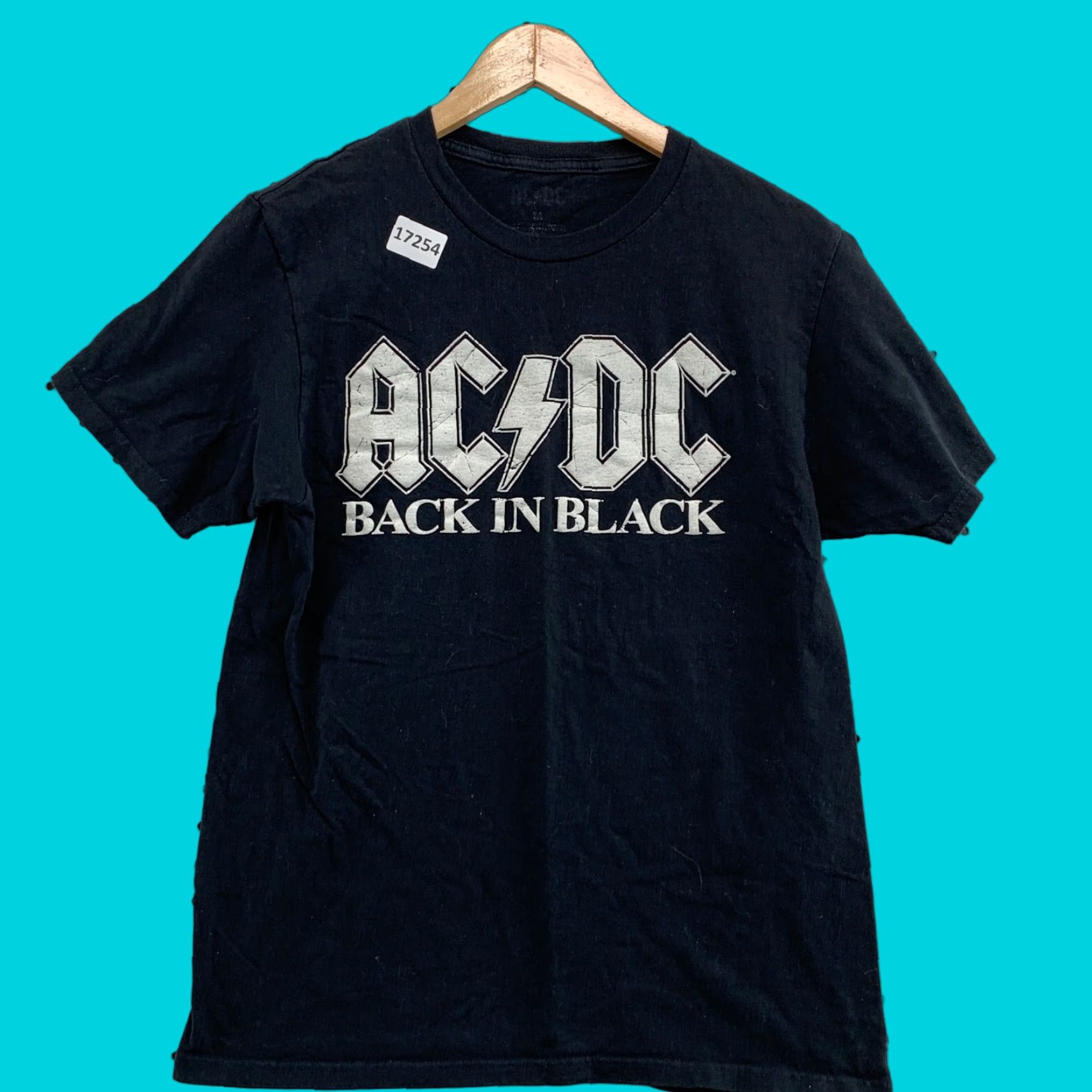 Vintage ACDC Back In Black Shirt Adult Medium Short Sleeve T-Shirt Black Music Tee 80s 90s Concert Mens Womens Size US M / EU 48-50 / 2 - 1 Thumbnail