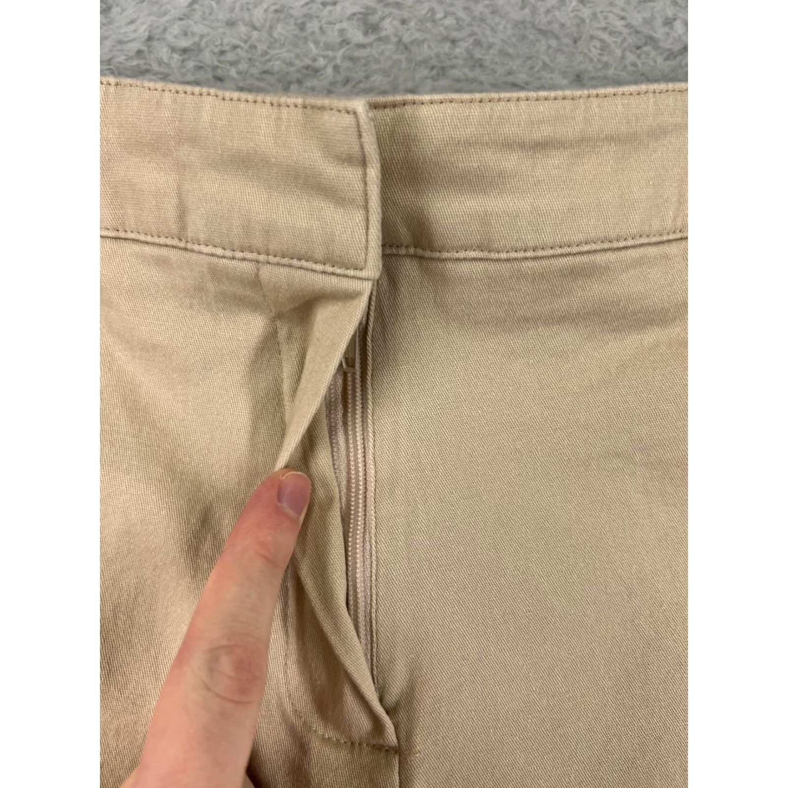 Vintage Briggs New York Pants Women 6P Beige Floral Embroidered Capri Cotton Stretch Zip Size 28" / US 6 / IT 42 - 7 Thumbnail
