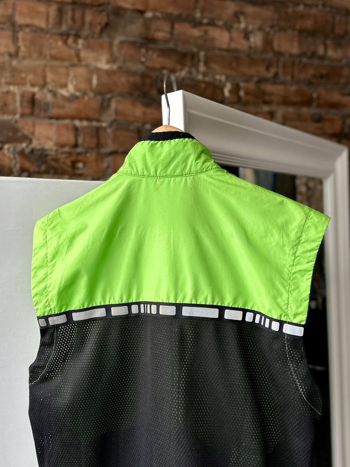 Other 🧨Vintage 90s Vest Nike Reflective Full Zip Green Size: S Size US S / EU 44-46 / 1 - 7 Thumbnail