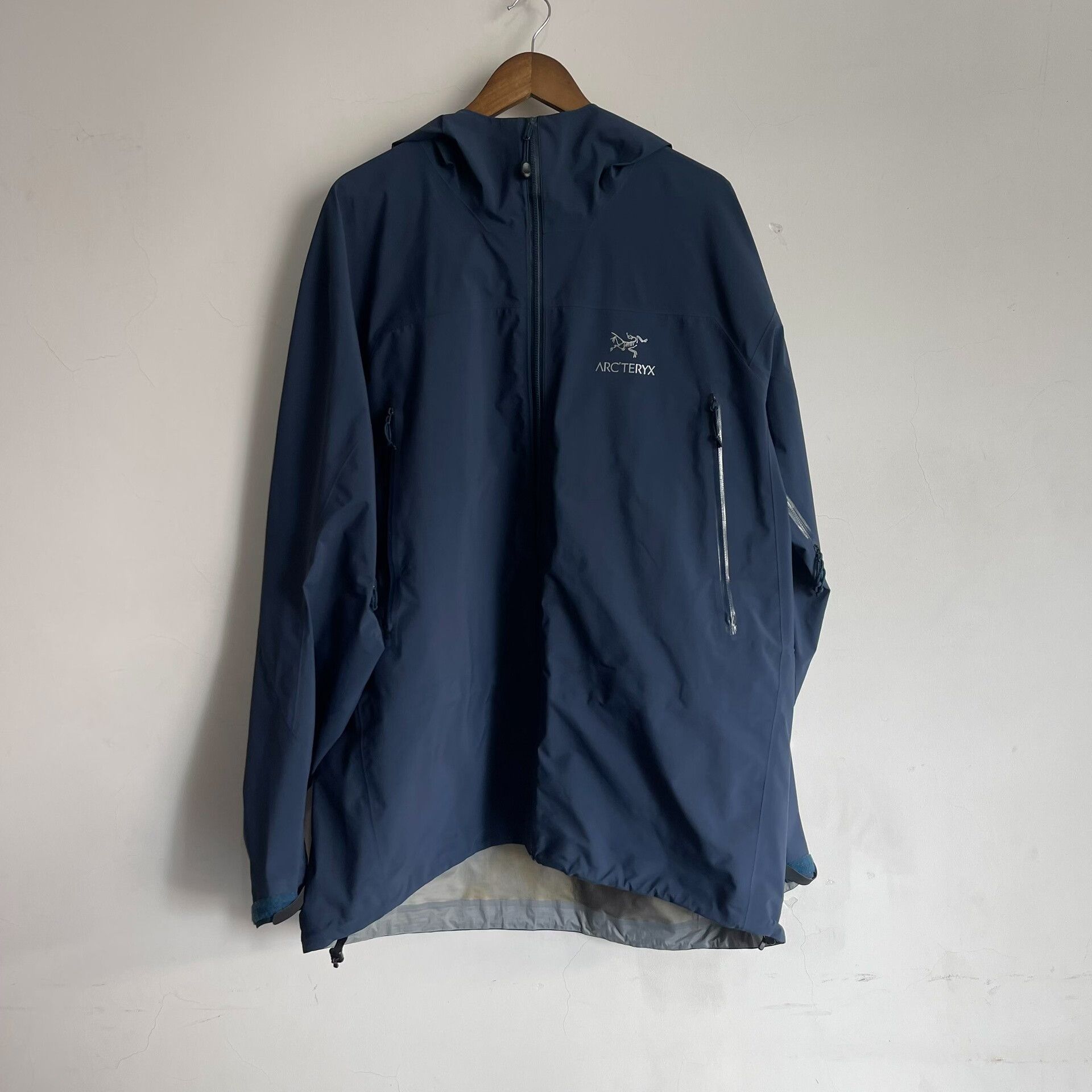 Arc'teryx Arcteryx Zeta Waterproof Jacket for Men Size US XXL / EU 58 / 5 - 1 Thumbnail
