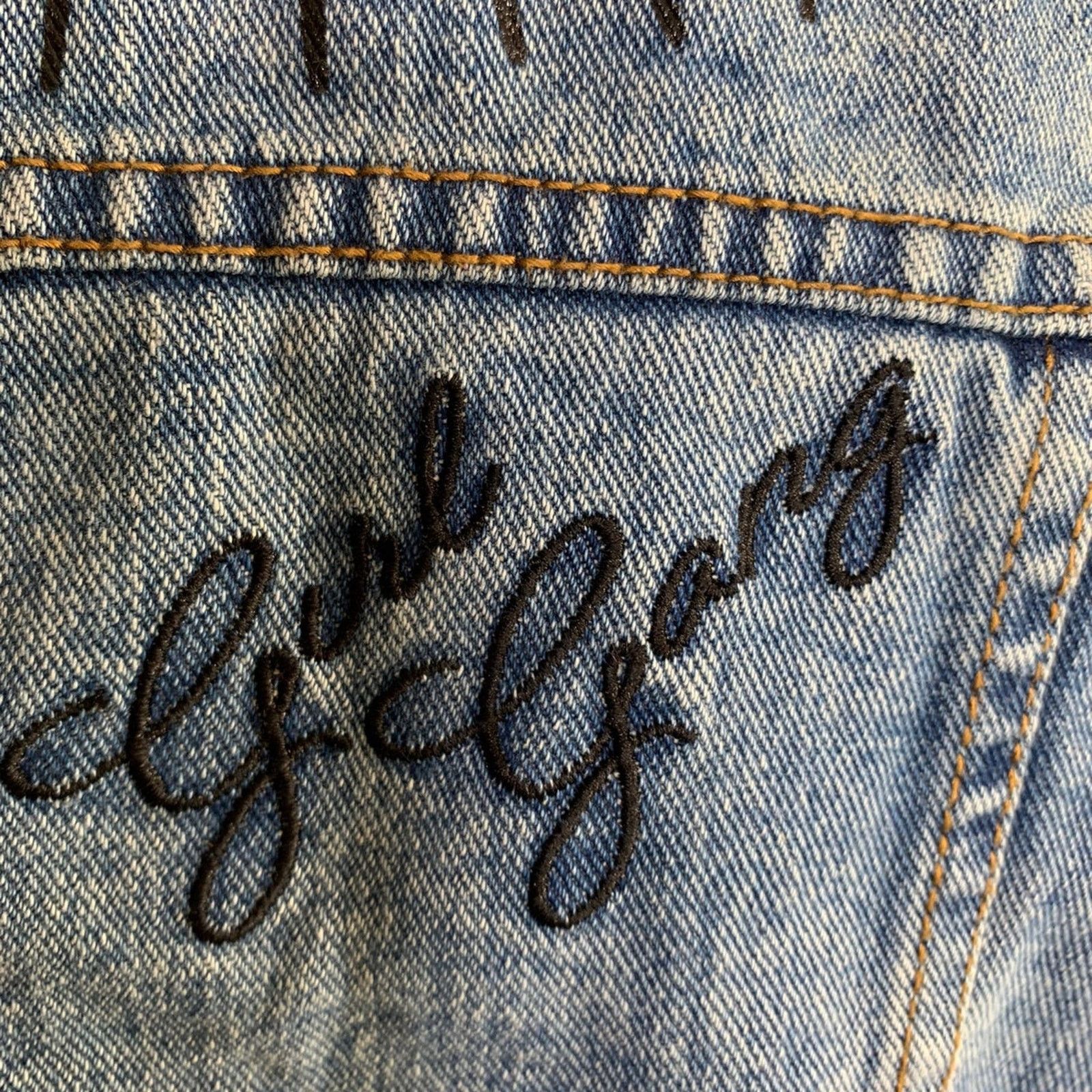 Forever 21 Forever 21 Denim Jean Jacket Women Small Crop Graffiti Patch Size S / US 4 / IT 40 - 9 Thumbnail