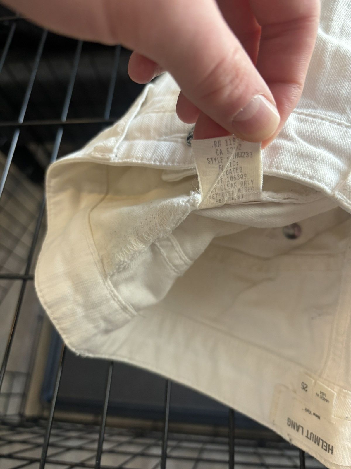 Helmut Lang helmut lang white painter denim jeans Size 25" / US 0 / IT 36 - 7 Thumbnail