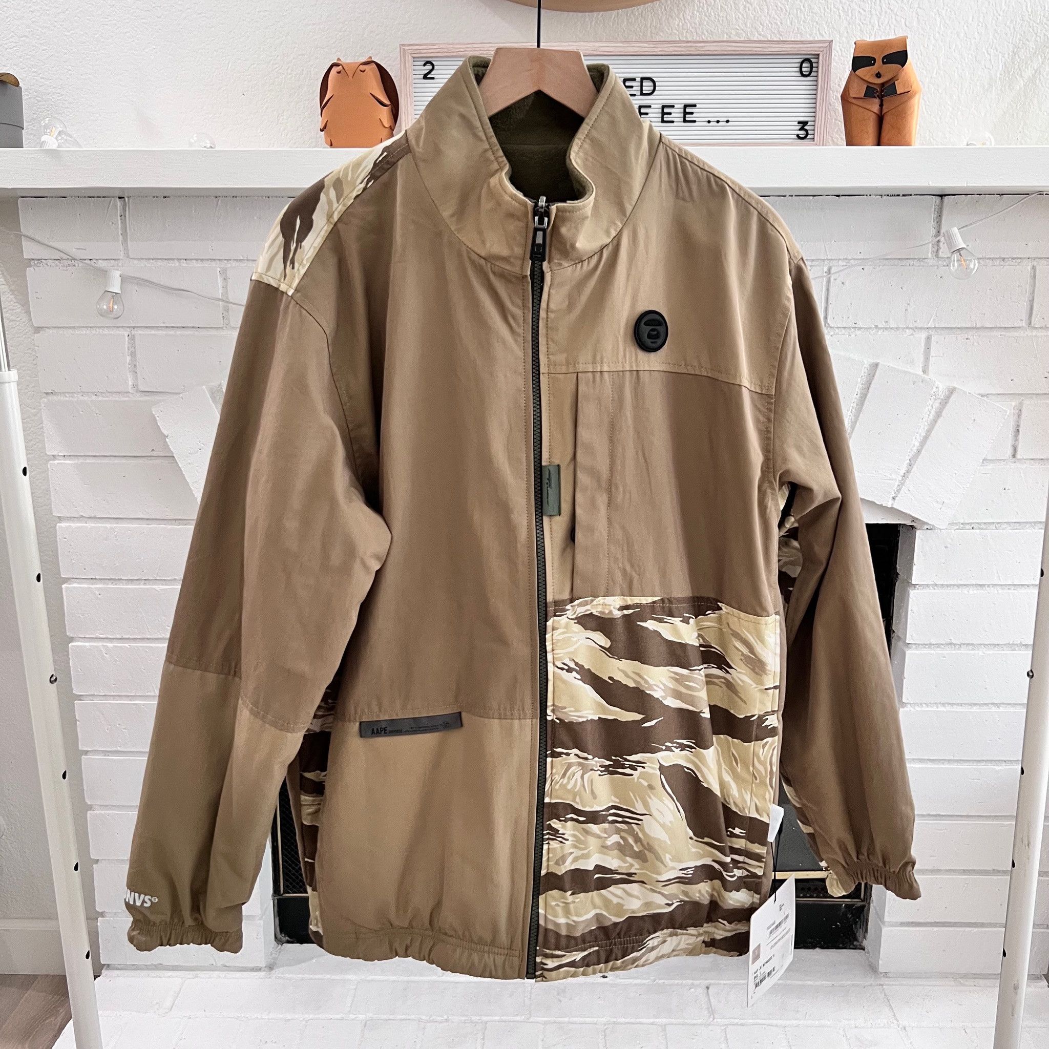 Aape AAPE by Bape Light Beige Khaki Reversible Camo Bomber Jacket Size US L / EU 52-54 / 3 - 1 Thumbnail
