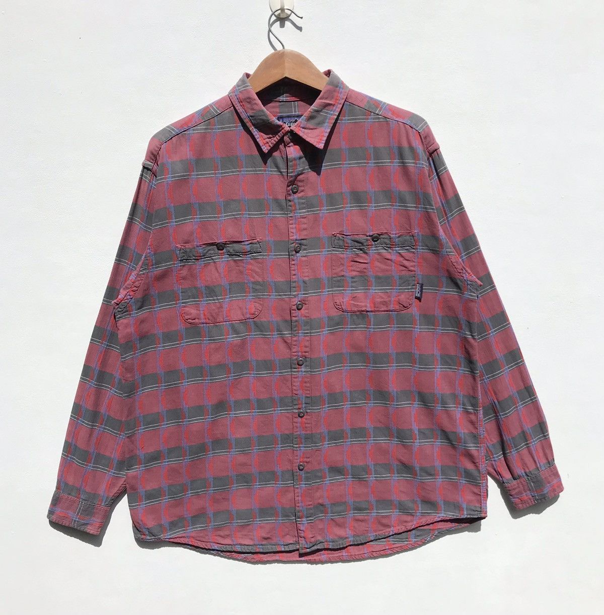 Patagonia × Vintage Vintage Patagonia Shirt Button Sun Faded Patagonia Outdoor Size US M / EU 48-50 / 2 - 1 Thumbnail