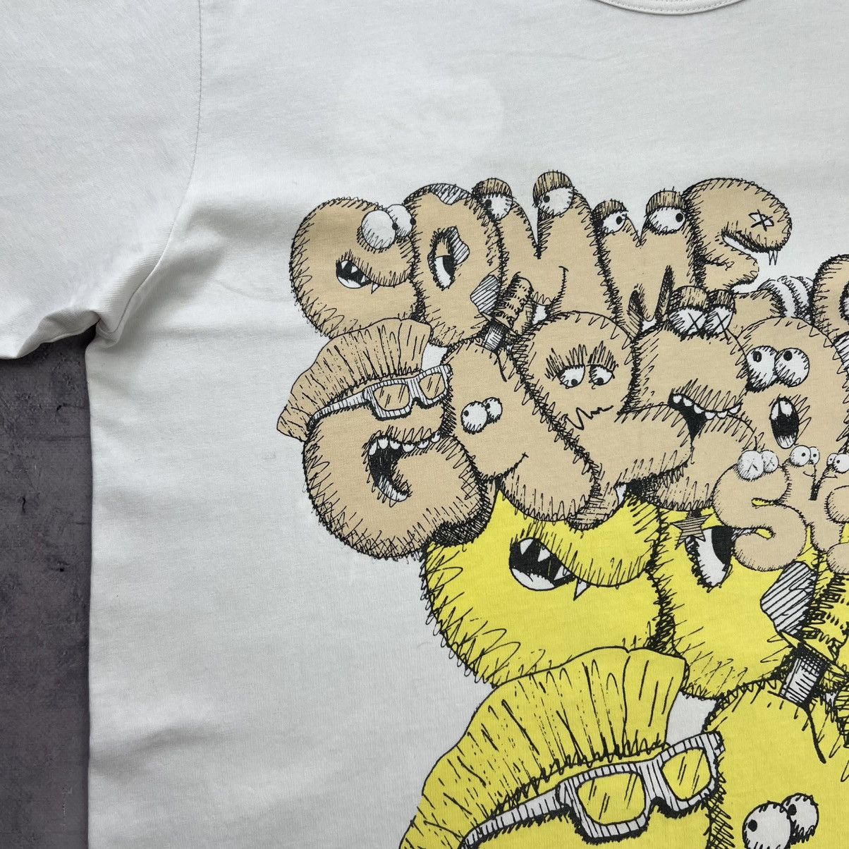 Comme des Garcons Rare! Comme Des Garcons x Kaws Overprint Tee Y2K Size US L / EU 52-54 / 3 - 8 Thumbnail