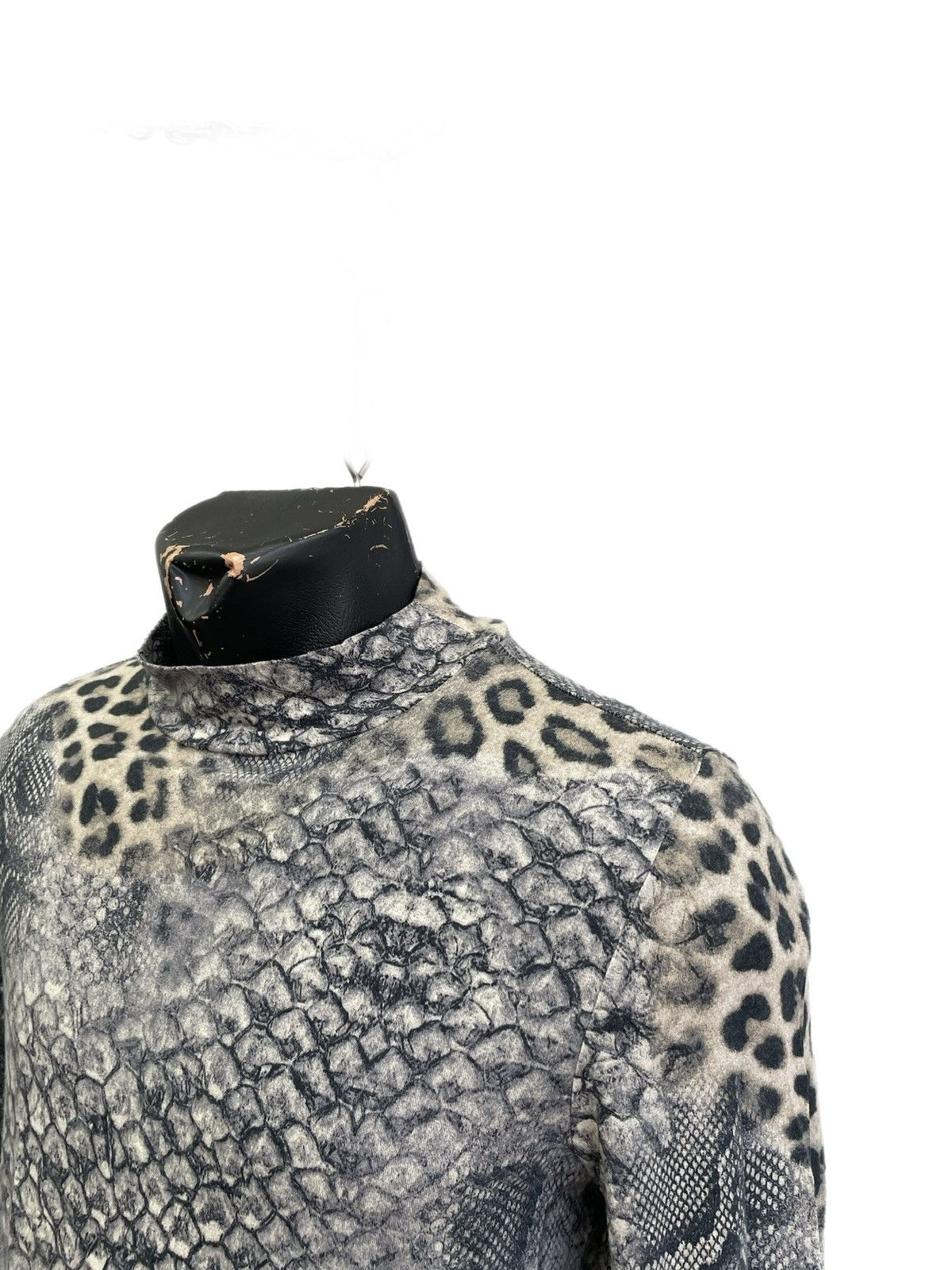 Japanese Brand jpg style exotic animal print longsleeve y2k turtle neck Size US M / EU 48-50 / 2 - 6 Thumbnail