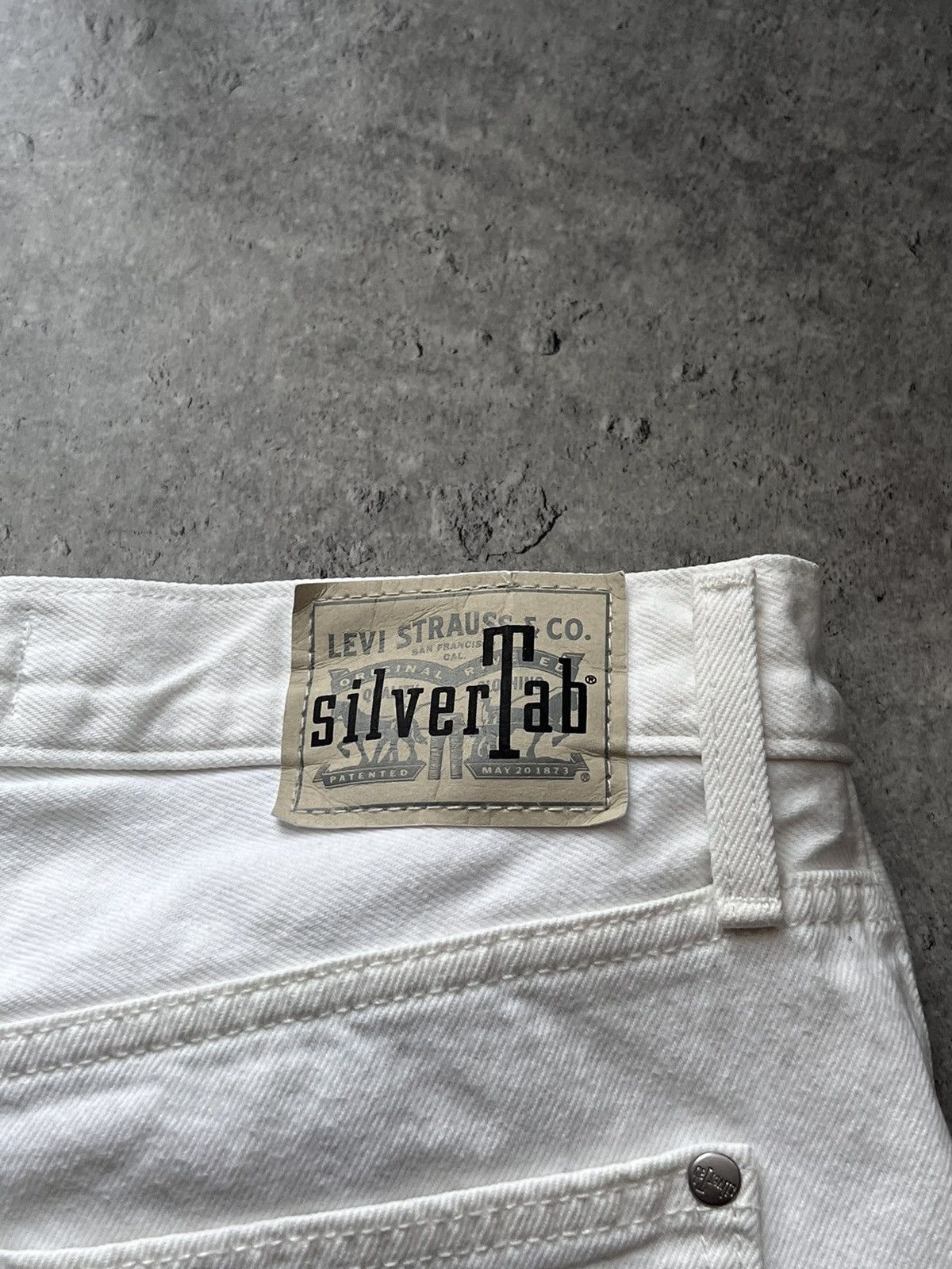 Levi's × Vintage Rare Levi’s SilverTab Baggy Cargo White Denim Pants y2k Size US 30 / EU 46 - 4 Thumbnail