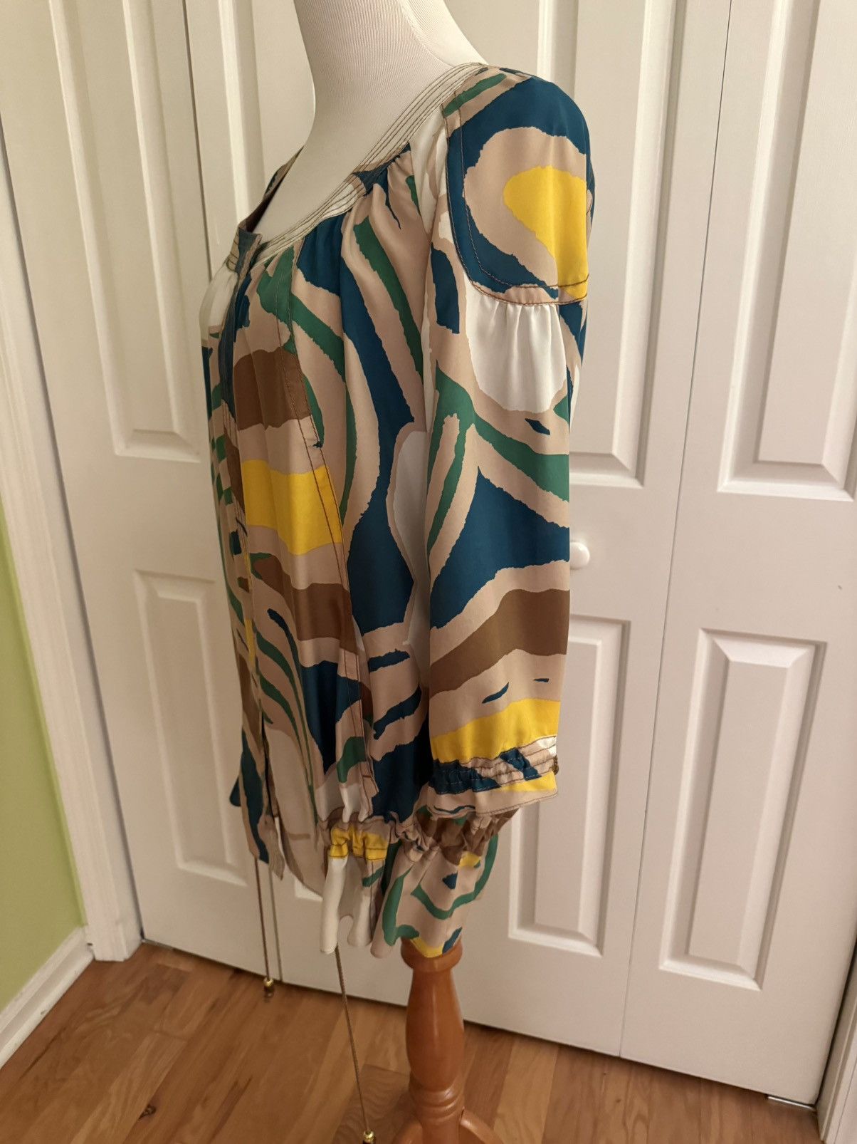 Diane von Furstenberg DIANE Von FURSTENBERG Multicolor Silk Blouse 8 EUC Size M / US 6-8 / IT 42-44 - 3 Thumbnail