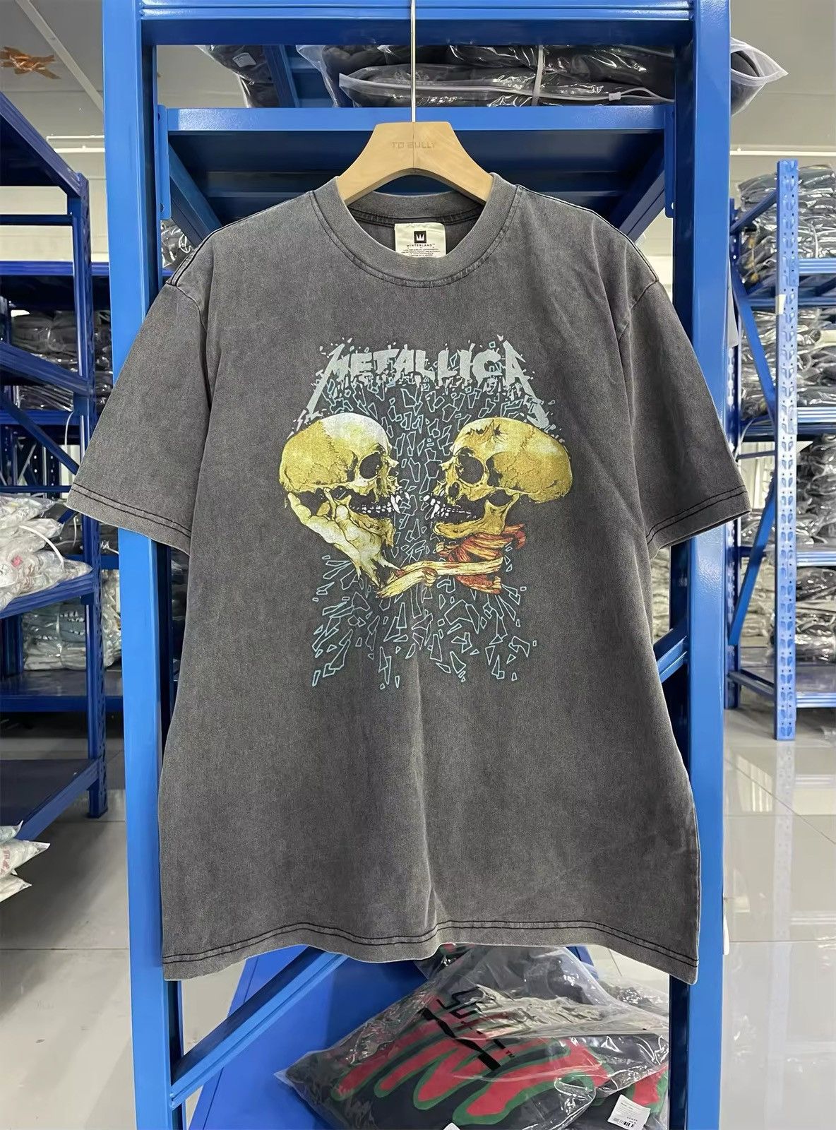 Japanese Brand × Vintage Vintg Skull Metallic Graphic Printed Cotton Tshirt Size US XL / EU 56 / 4 - 1 Thumbnail