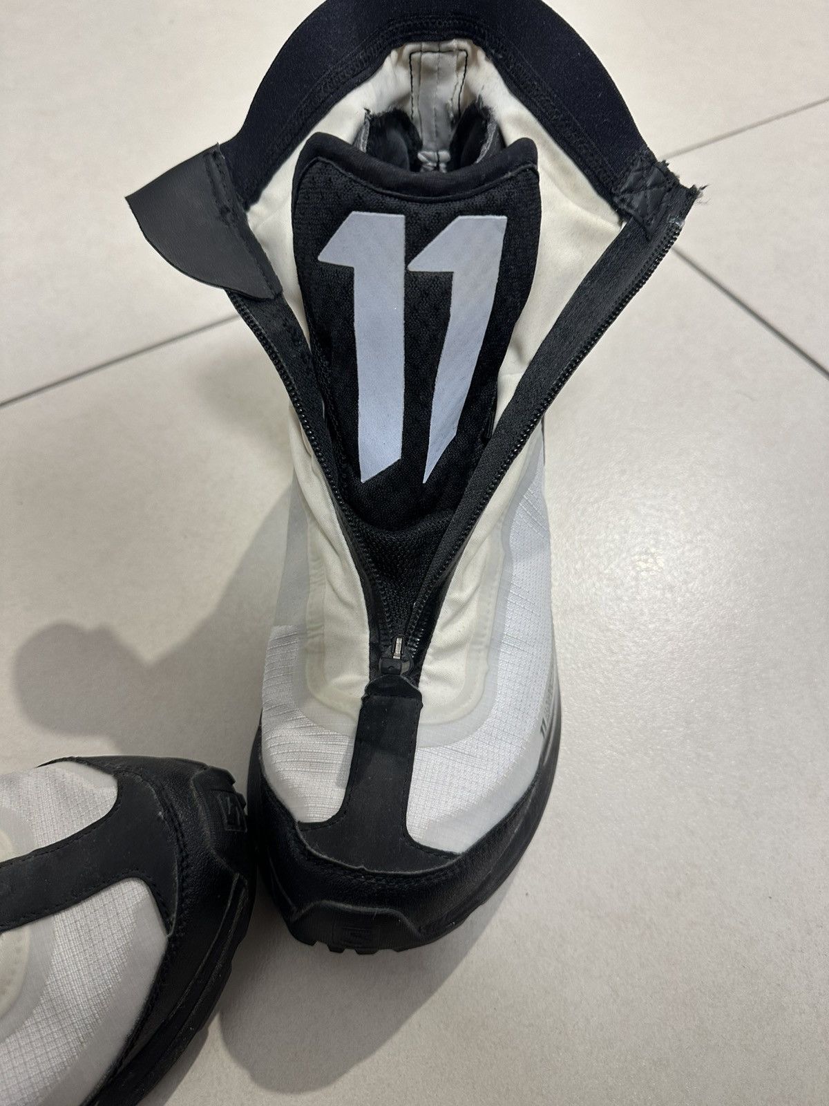11 By Boris Bidjan Saberi × Salomon 11by Boris Bidjan Saberi - Black & White Size US 9 / EU 42 - 4 Thumbnail