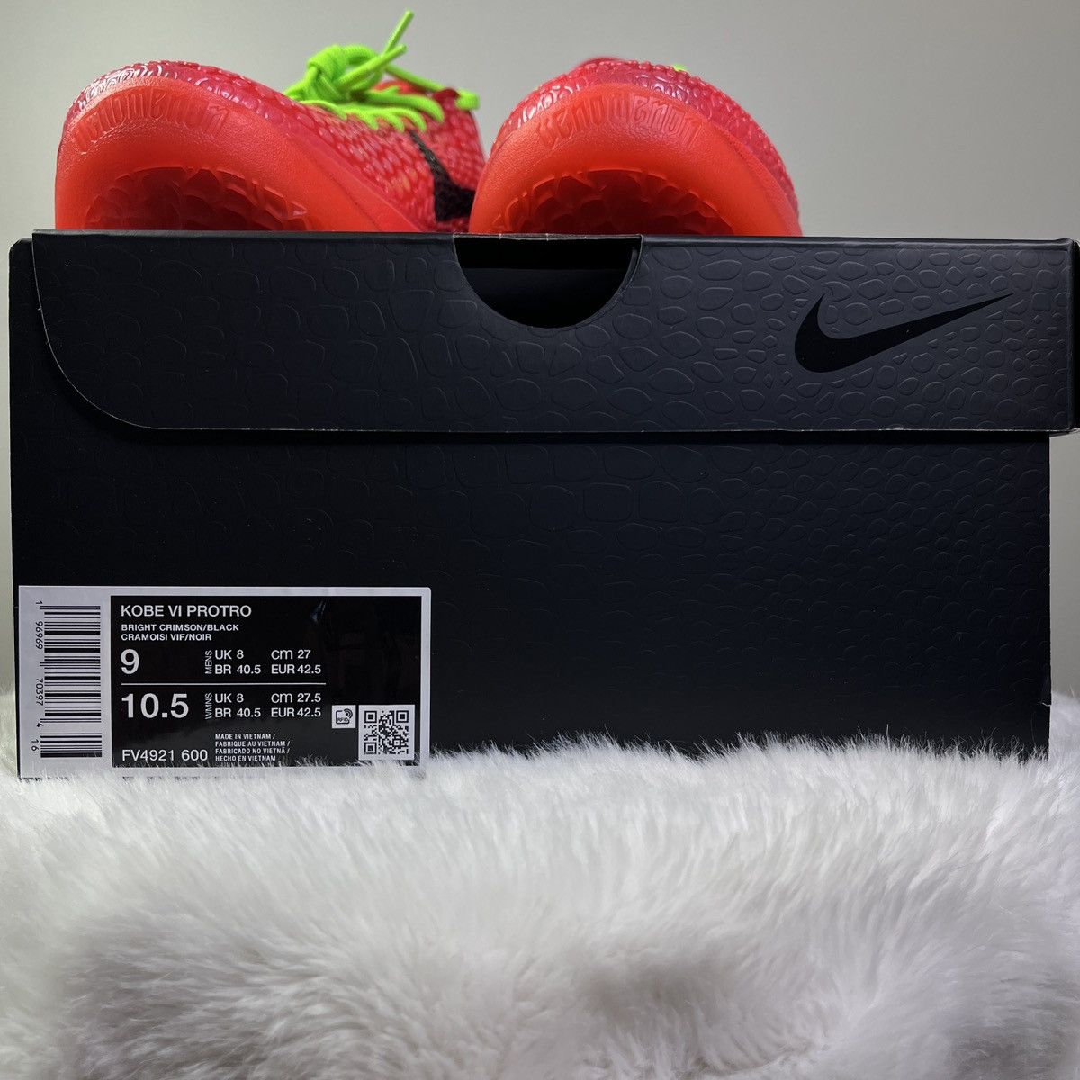 Nike NIKE KOBE 6 PROTRO REVERSE GRINCH SIZE 9 FV4921-600 Size US 9 / EU 42 - 7 Thumbnail
