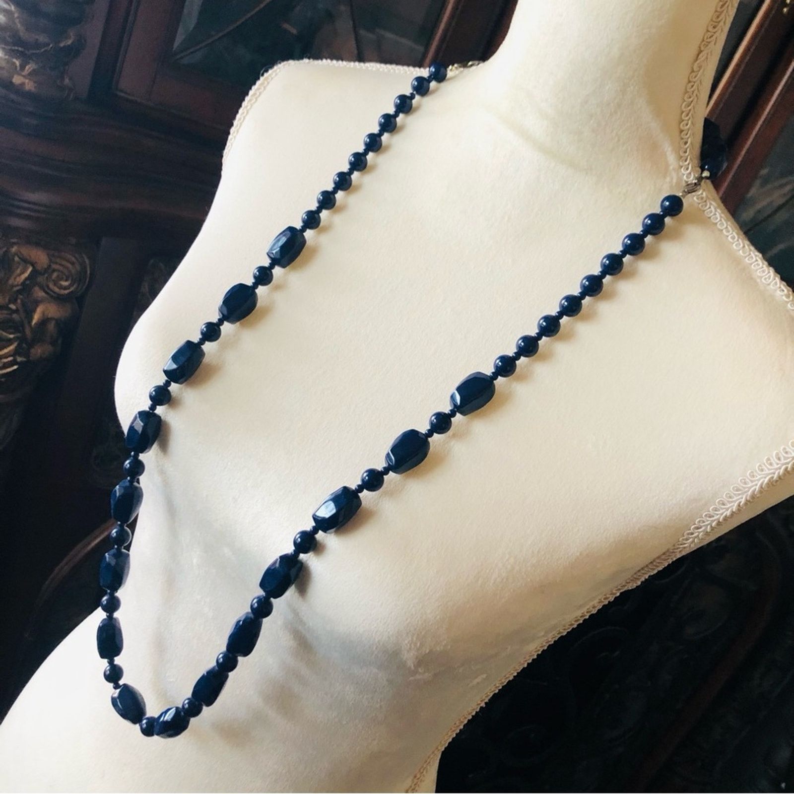 Jewelry Modern vintage chunky navy bead necklace Size ONE SIZE - 3 Thumbnail