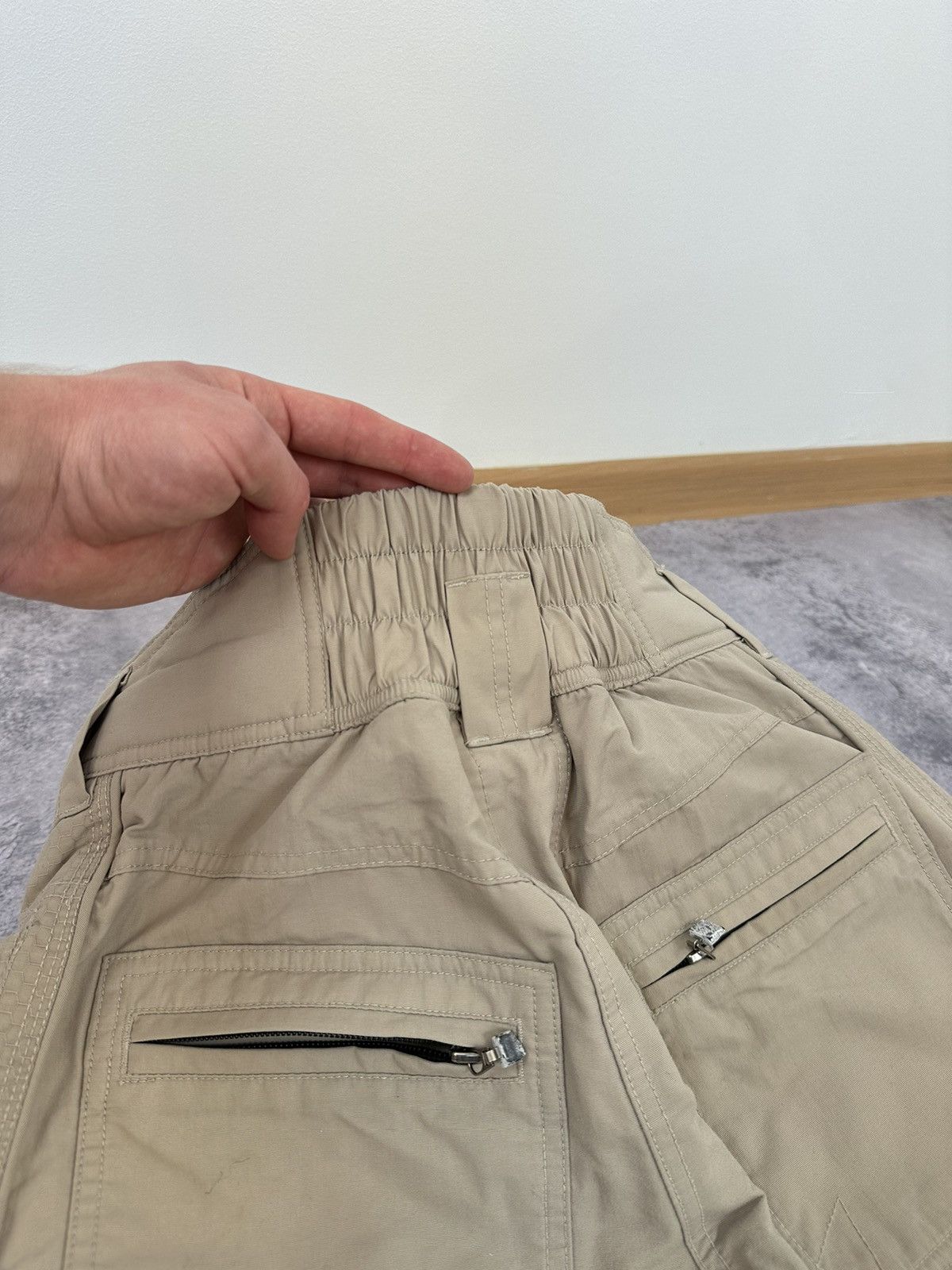 Oakley Vintage Oakley Ski Snowboarding Shell Hype Gorpcore Pants Size US 29 - 14 Thumbnail