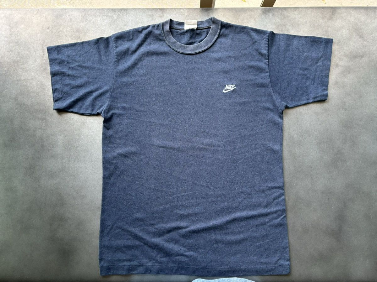 Other × Vintage 90s Vintage Bootleg Nike Tee Mini Swoosh 80s Made in USA l Size US M / EU 48-50 / 2 - 5 Thumbnail