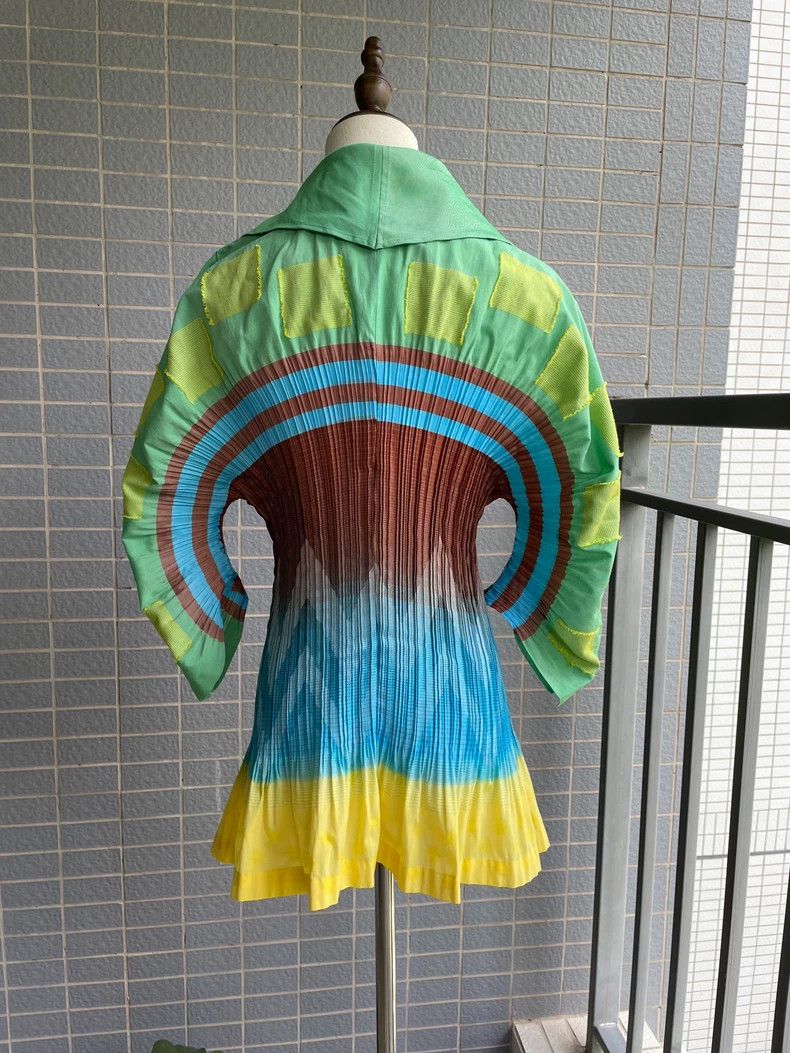 Issey Miyake Issey Miyake Green pleated top Size M / US 6-8 / IT 42-44 - 6 Thumbnail