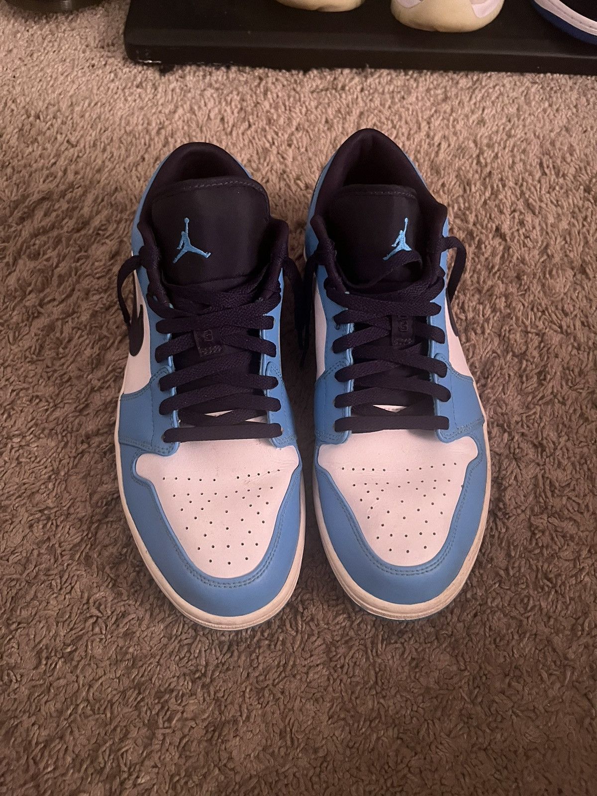 Jordan 1 Low “Unc”