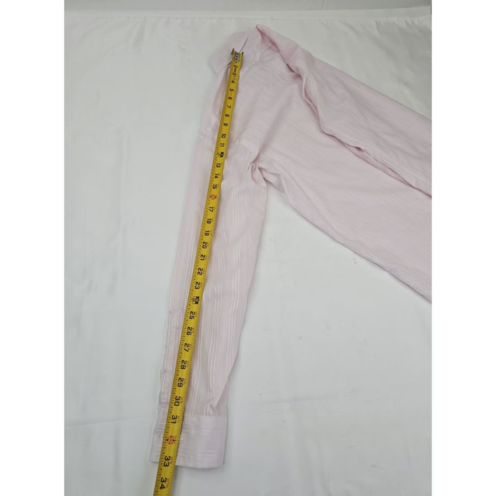 Arrow VINTAGE Arrow Kent Dress Shirt Striped Lightweight Pink Men 16.5 32/33 Large Shirt Men Pink Striped Kent Finesse Shirt 16.5/32-33 Mens Size US XL / EU 56 / 4 - 8 Thumbnail