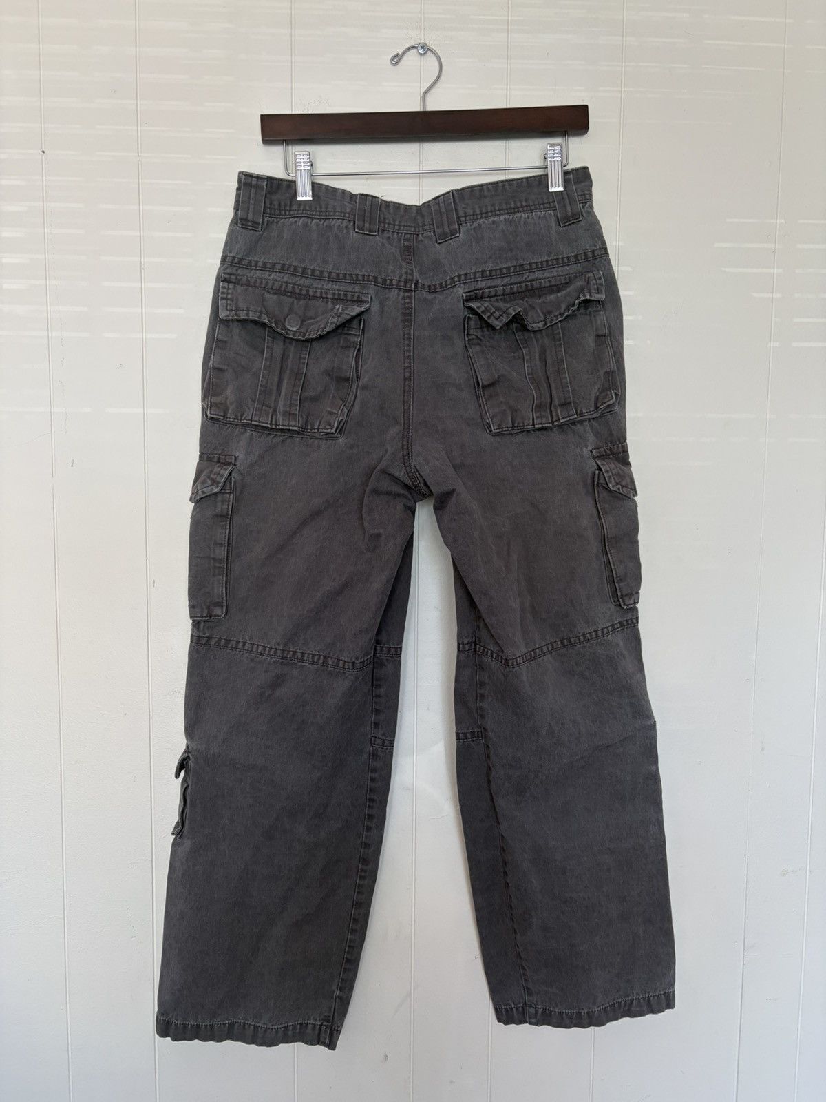 Japanese Brand Lovecandy grey cargo pants Size US 34 / EU 50 - 4 Thumbnail