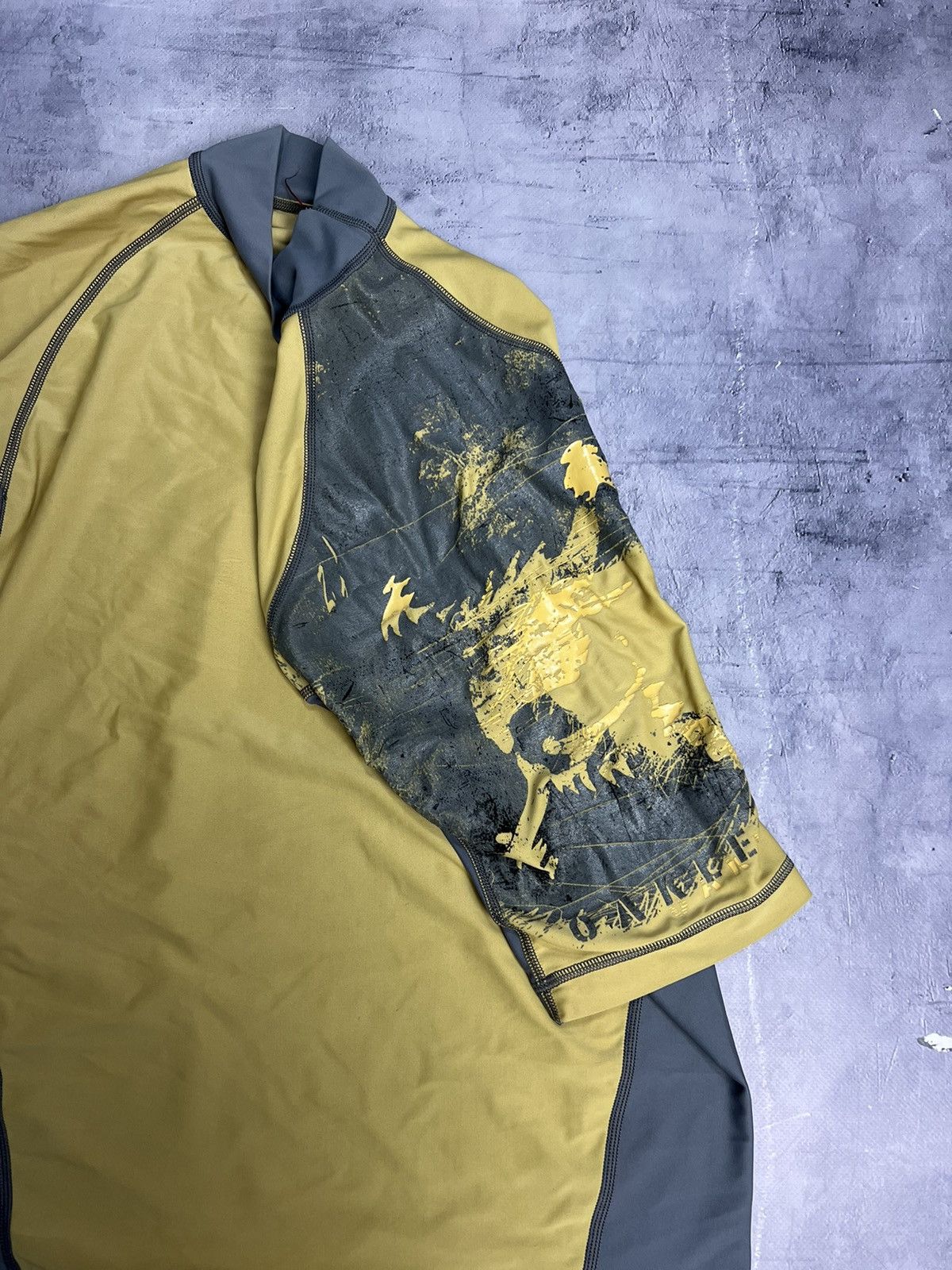 Oakley × Vintage Vtg Oakley T shirt For Surfing Size US L / EU 52-54 / 3 - 3 Thumbnail