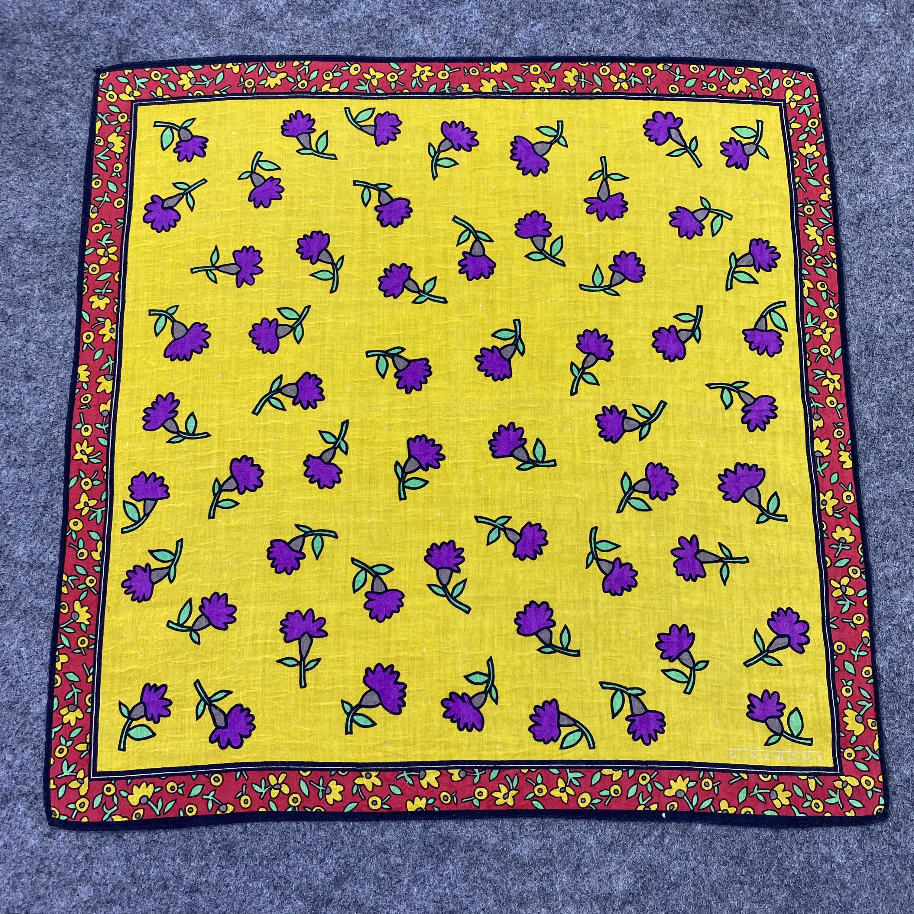 Givenchy Givenchy Handkerchief Neckerchief Bandana-B1837 Size ONE SIZE - 3 Thumbnail