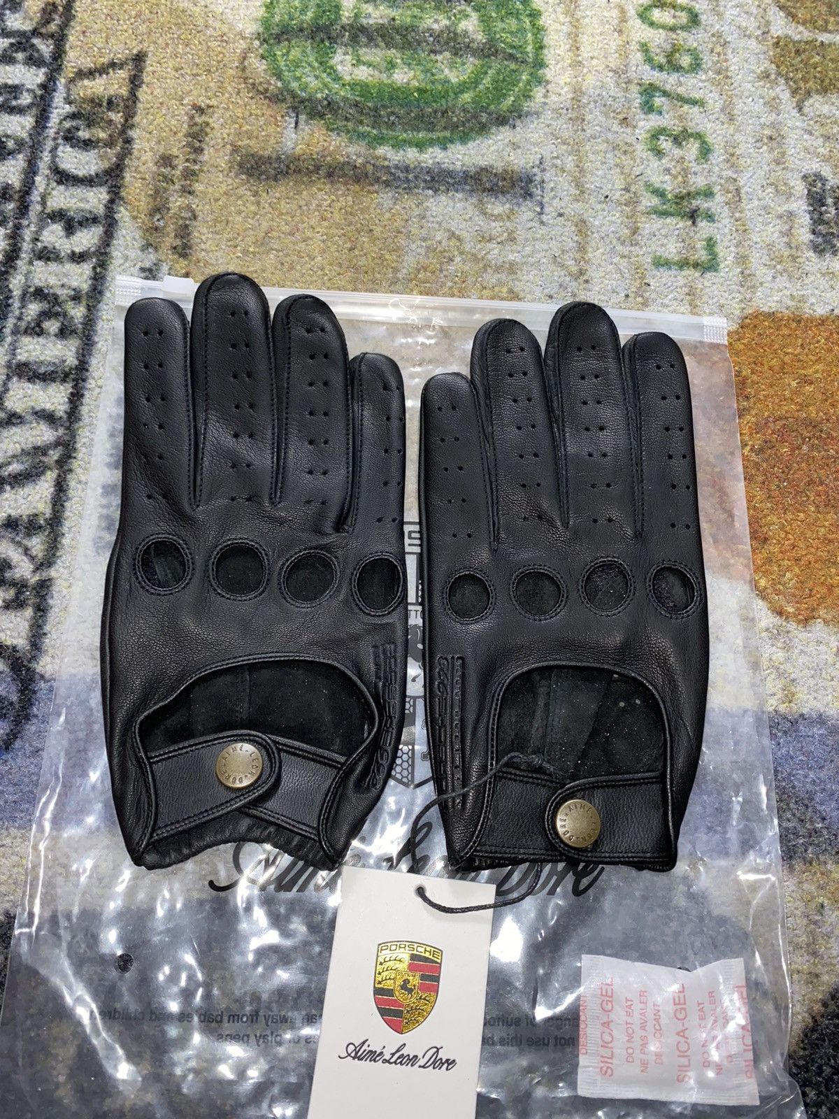 Aime Leon Dore × Porsche Design ALD Porsche 993 Turbo Leather Driving Gloves (SMALL/MEDIUM) Size ONE SIZE - 1 Thumbnail