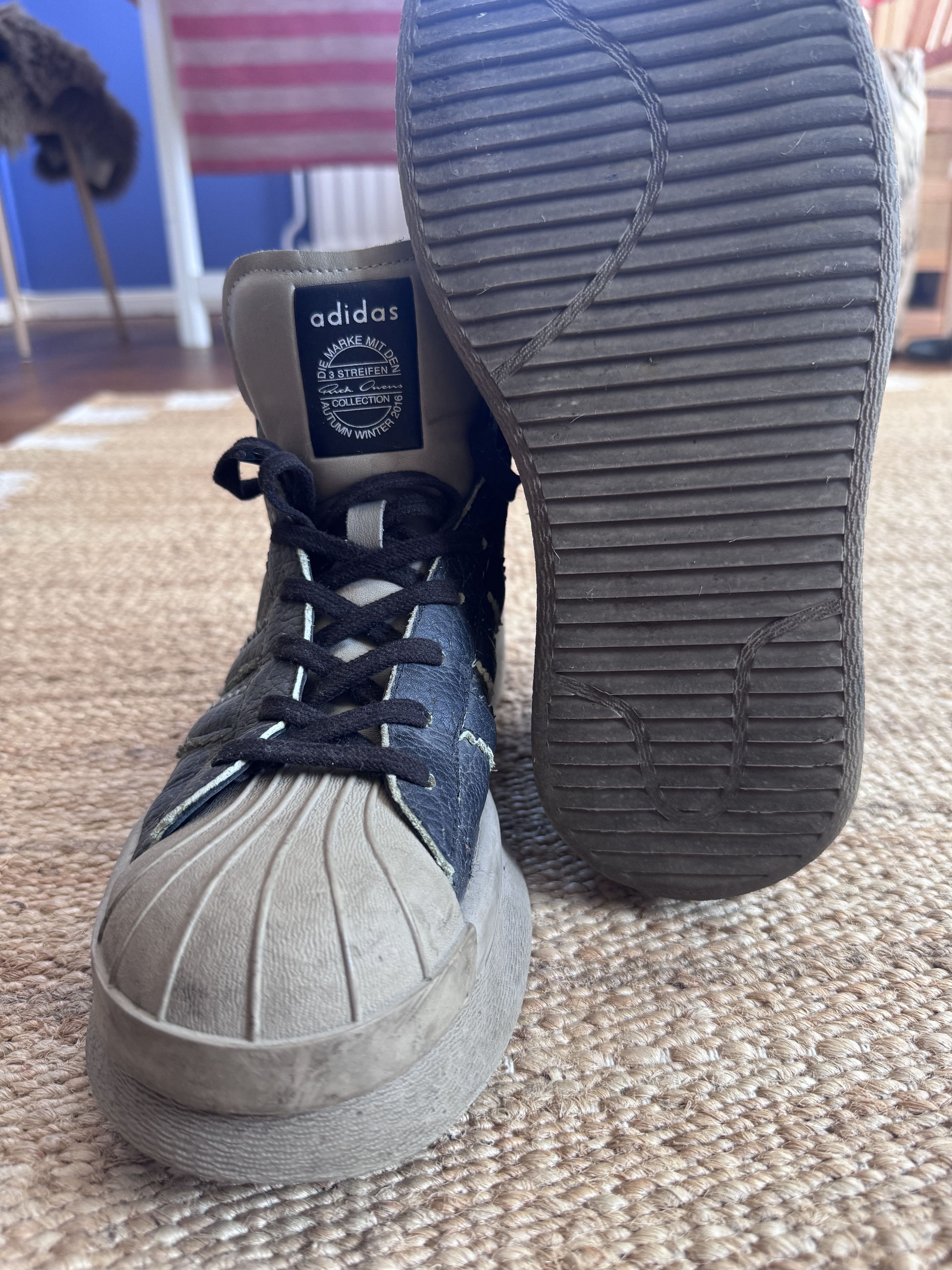 Adidas × Rick Owens Rick Owens x Adidas Mastodon Pro Model - Cracked Black/Pearl Size US 9.5 / EU 42-43 - 3 Thumbnail
