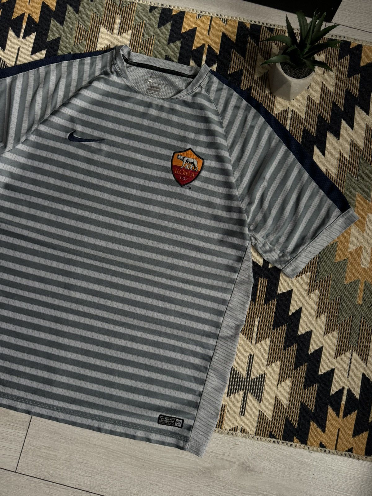 Nike Vintage Nike Roma 2014-15 Blockcore Soccer Jersey Size US M / EU 48-50 / 2 - 3 Thumbnail