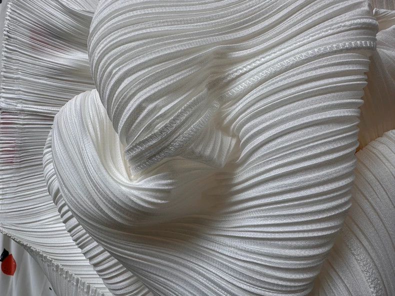 Issey Miyake Issey Miyake size:2 White pleated dress Size XS / US 0-2 / IT 36-38 - 9 Thumbnail