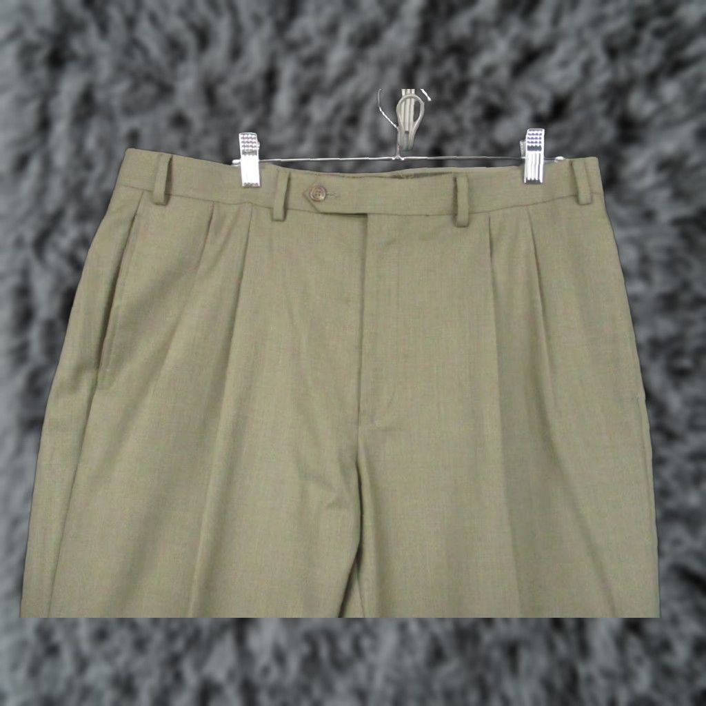 Ralph Lauren Lauren Ralph Lauren Dress Pants Beige 36x34 Polyester Pleated Regular Mens Pants Size US 36 / EU 52 - 1 Thumbnail
