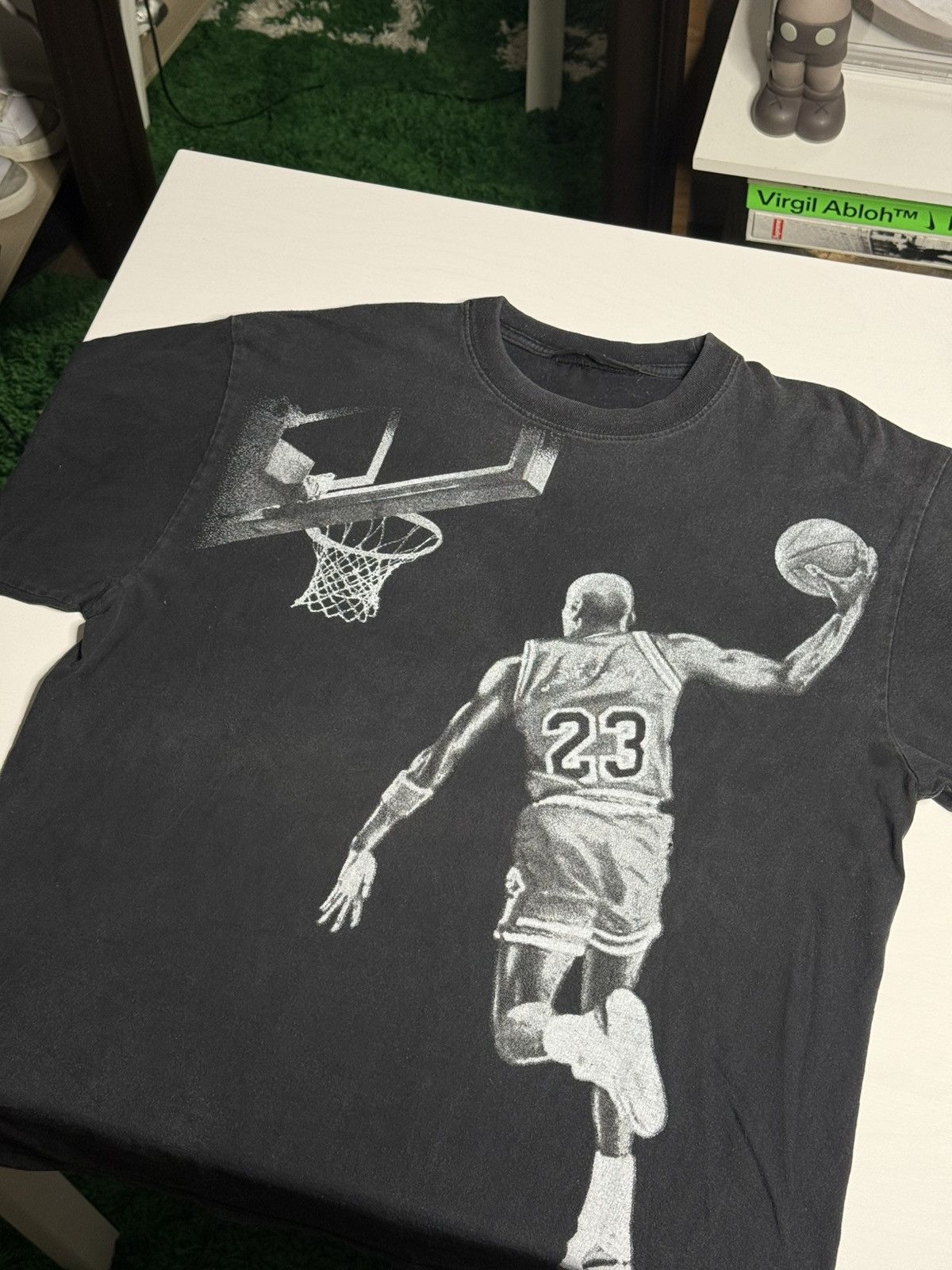 Vintage VINTAGE Y2K Washed Jordan Tee "Grey" [ M ] PREOWNED Size US L / EU 52-54 / 3 - 1 Thumbnail