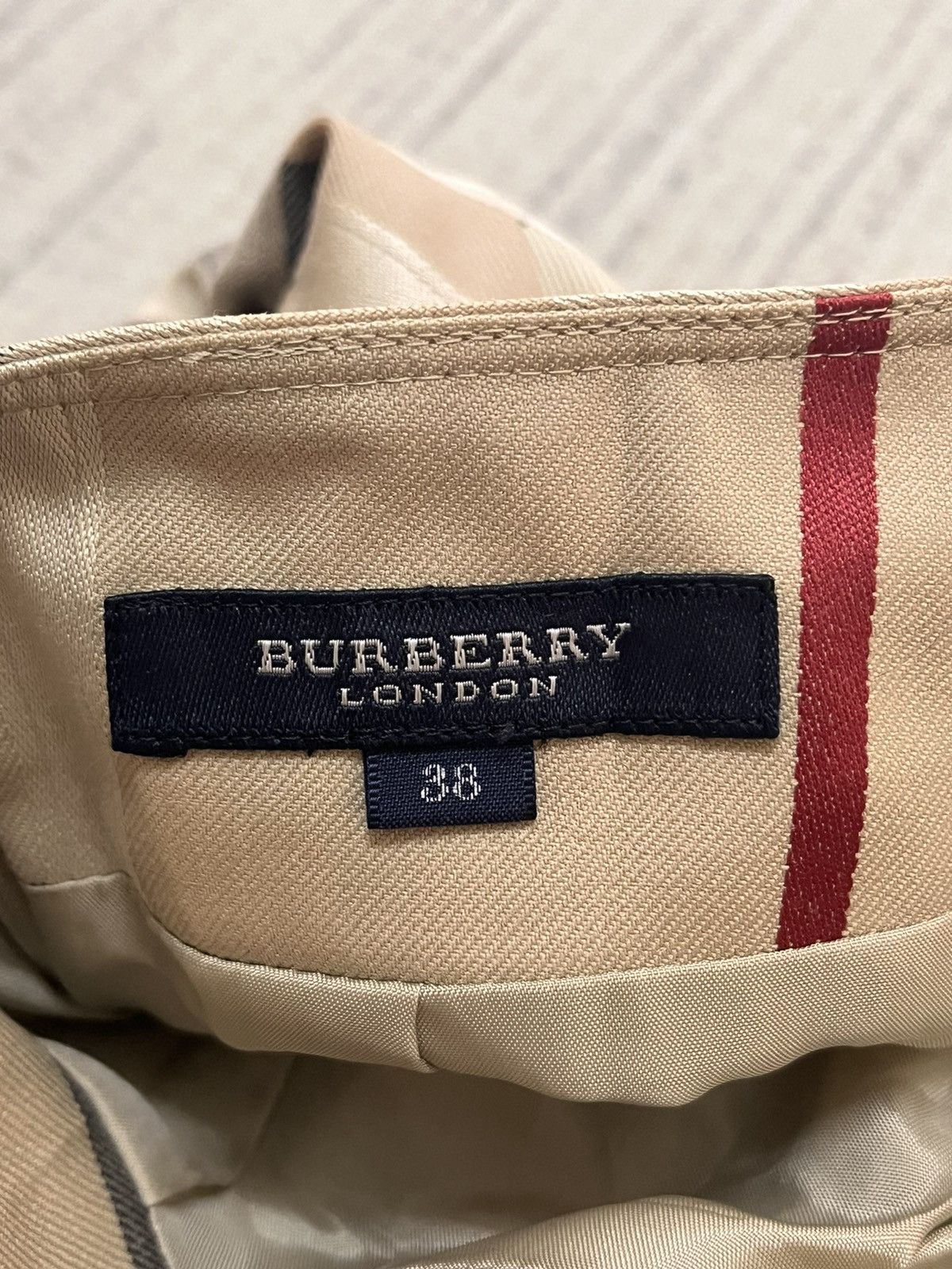 Burberry Burberry nova check skirt Size 26" / US 2 / IT 38 - 4 Thumbnail
