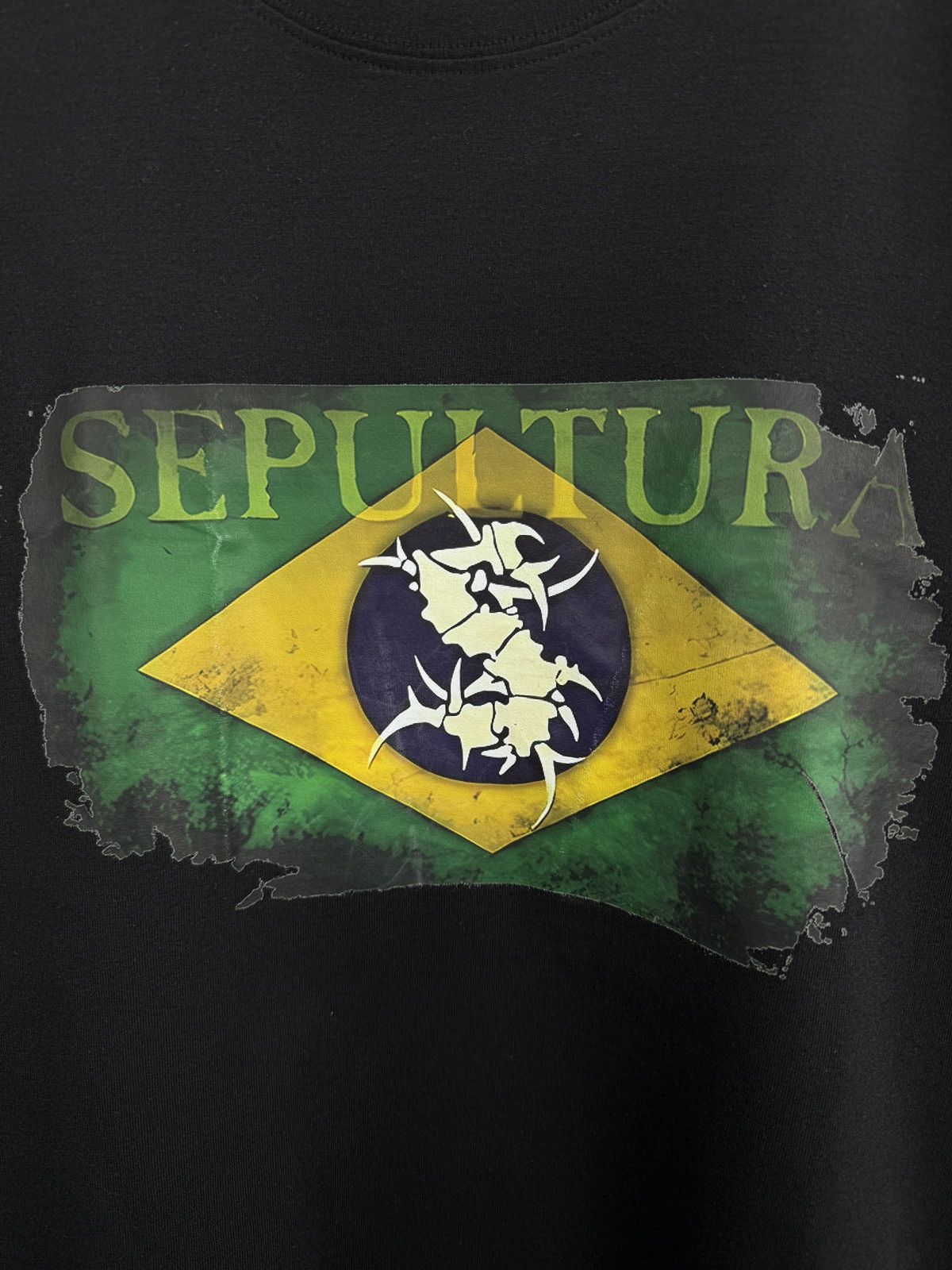 Band Tees 🇧🇷 Vintage Sepultura Rock Band T-Shirt Brazil Rare Retro Size US L / EU 52-54 / 3 - 4 Thumbnail