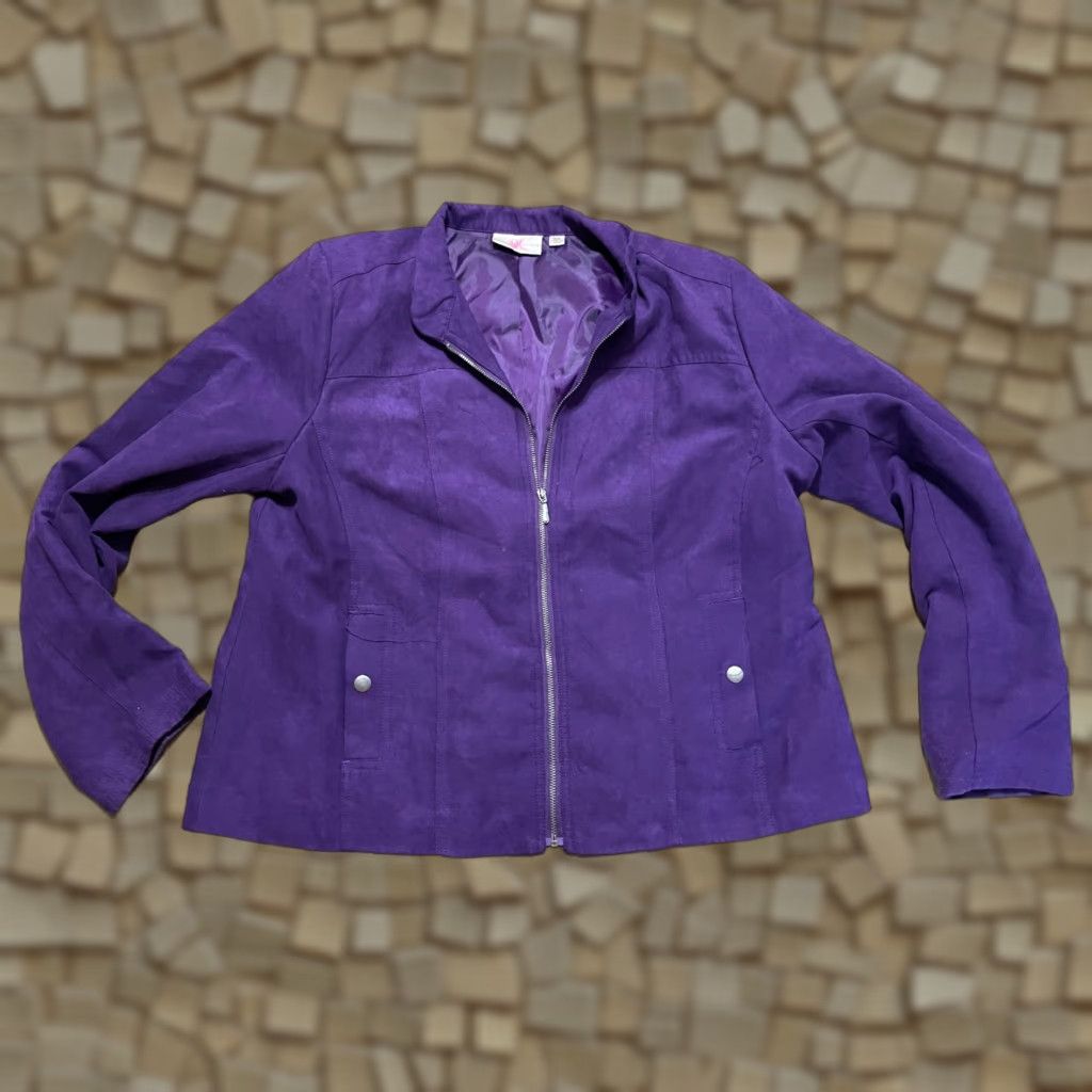 Vintage Studio Works Jacket Women's Size 16P Petite Purple Full Zip Velvet Blazer Dressy Casual Velvet Blazer Womens 16P Purple Full Zip Regular) Size XXL / US 16-18 / IT 52-54 - 1 Thumbnail