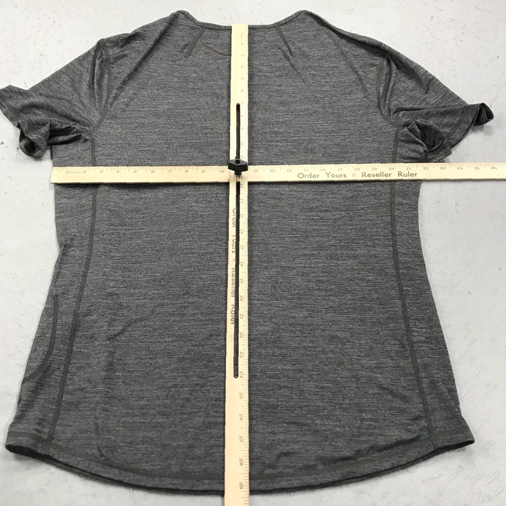 Lululemon Lululemon Shirt Mens XL Gray Short Sleeve Heather Stretch Logo Athleisure Gym Size US XL / EU 56 / 4 - 6 Thumbnail