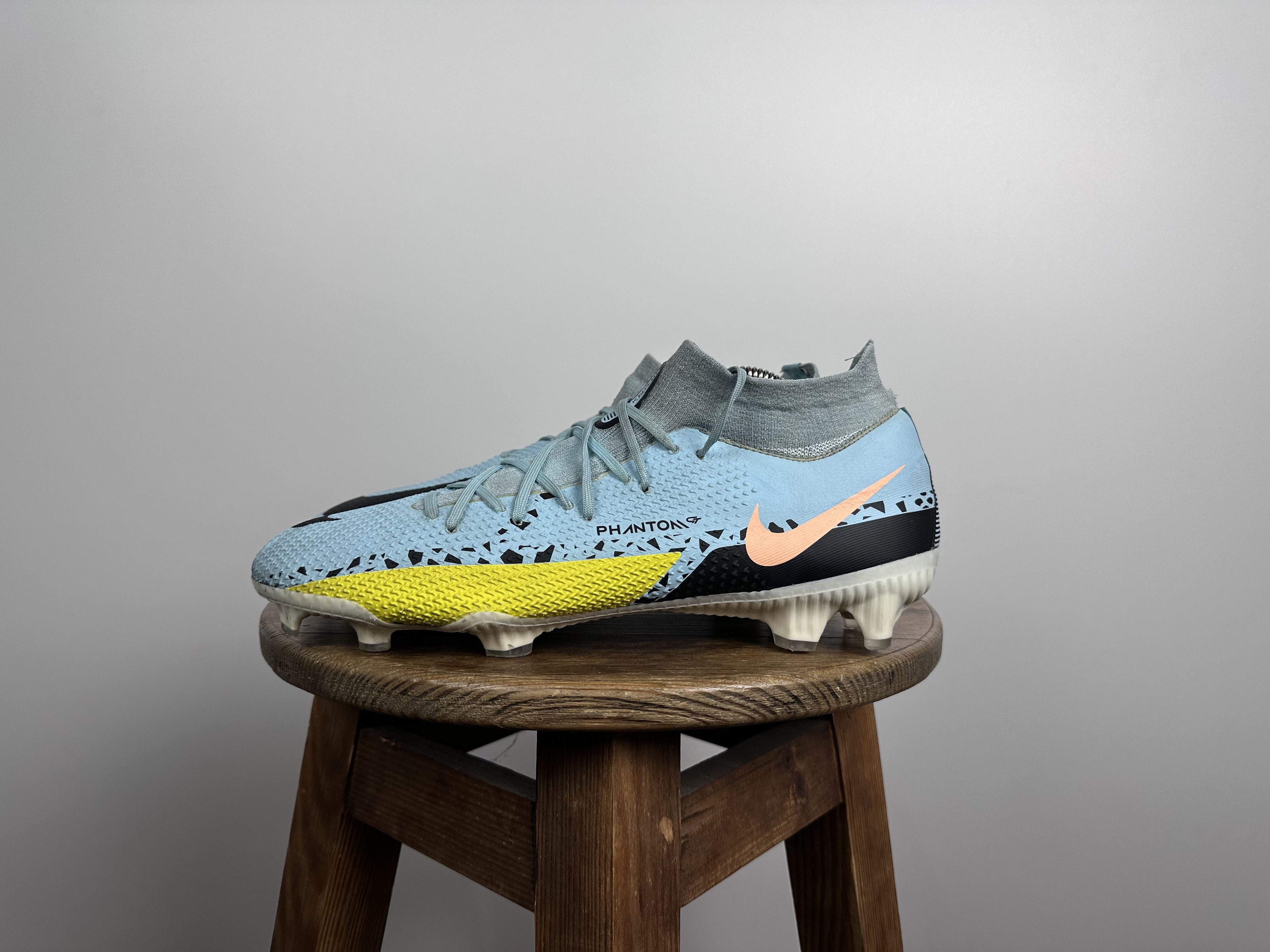 Nike Nike Phantom GT2 Pro DF FG Glacier Soccer Shoes US 11 Size US 11 / EU 44 - 1 Thumbnail