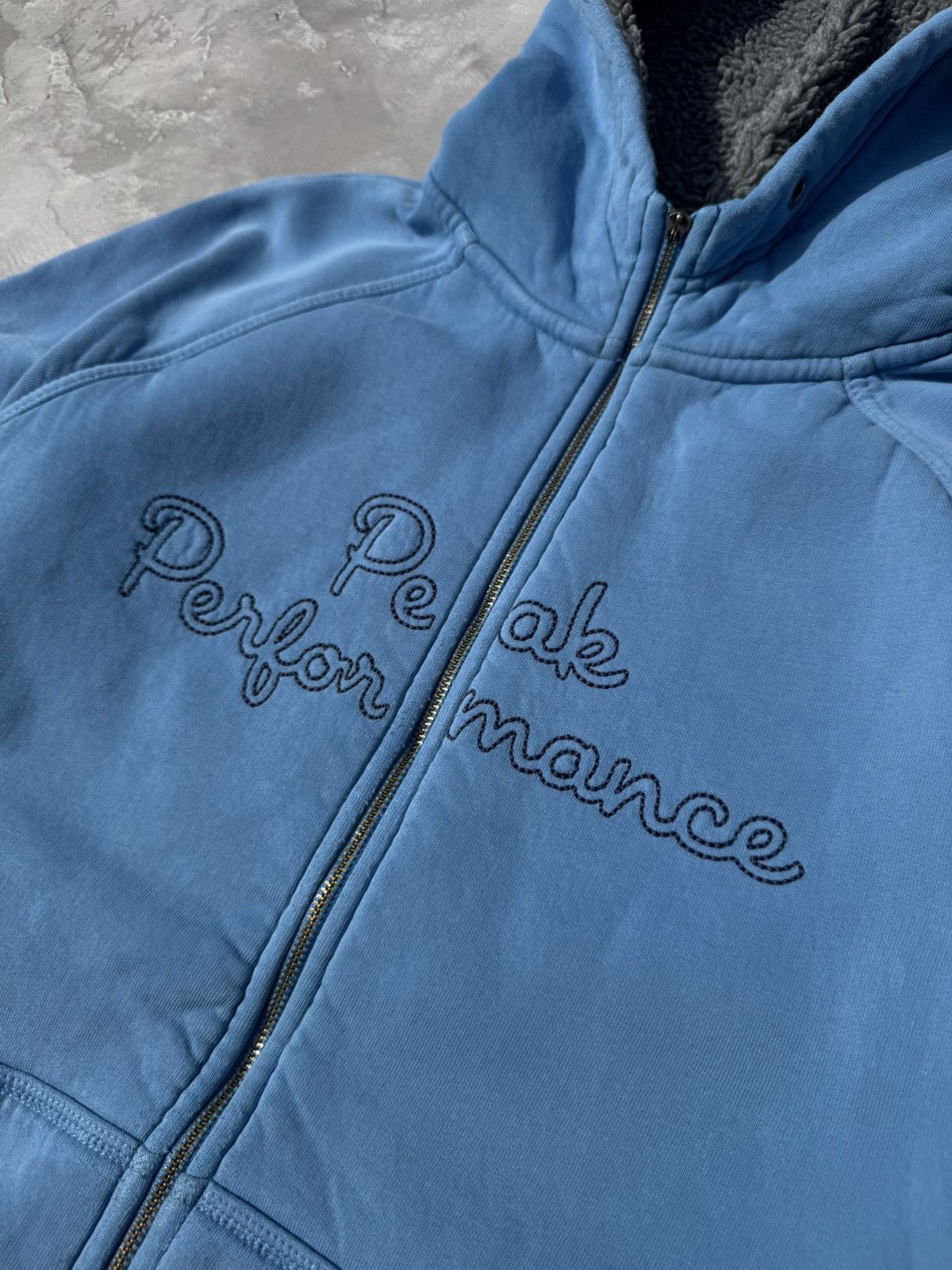 Peak Performance Peak Performance Distressed Sherpa Zip Hoodie Size L / US 10 / IT 46 - 7 Thumbnail