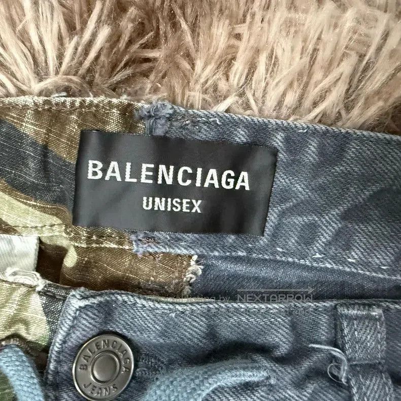 Balenciaga Balenciaga Camo Patchwork Baggy Jeans. Size US 34 / EU 50 - 2 Thumbnail