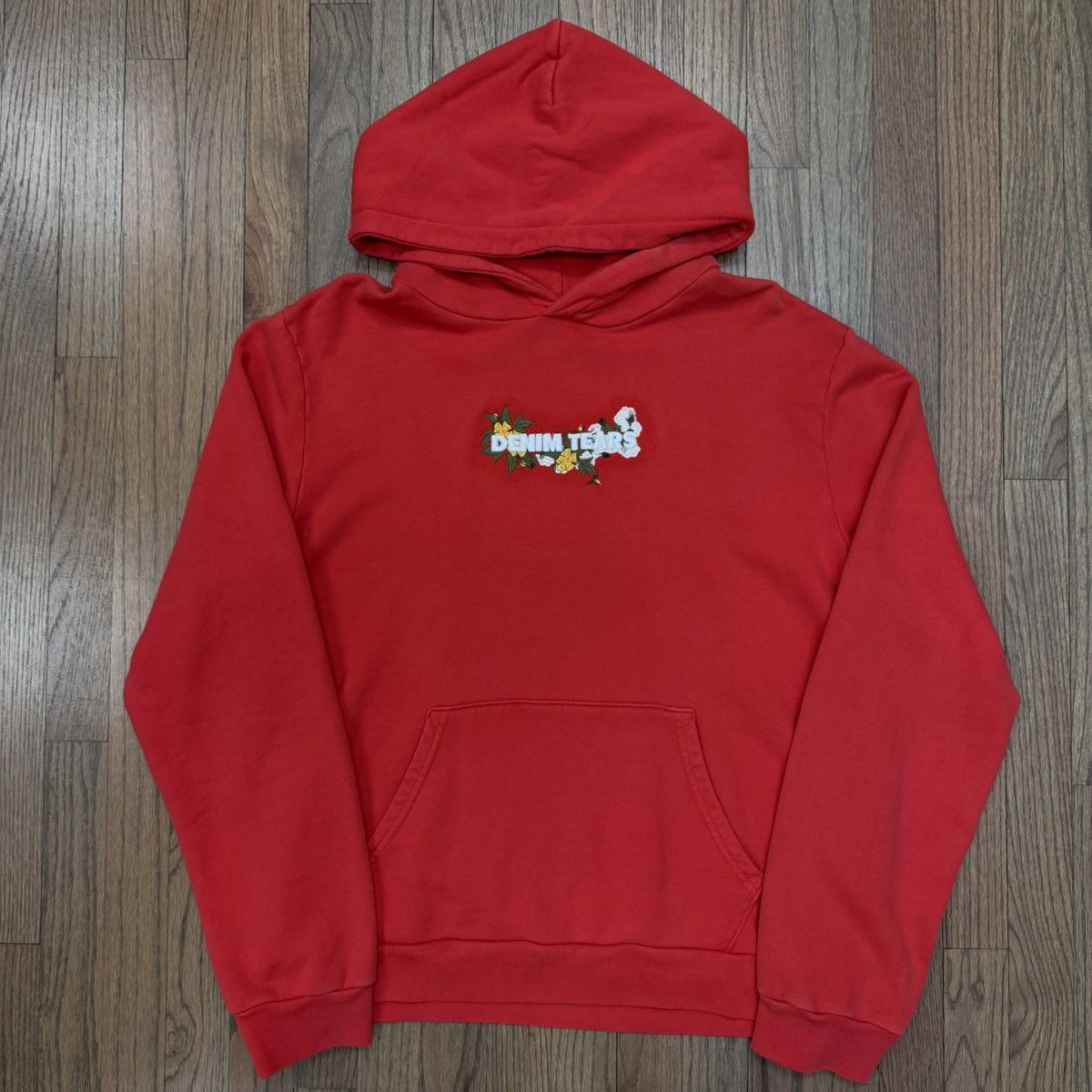 DENIM TEARS Denim Tears Embroidered Logo Hoodie Red Size US L / EU 52-54 / 3 - 2 Thumbnail