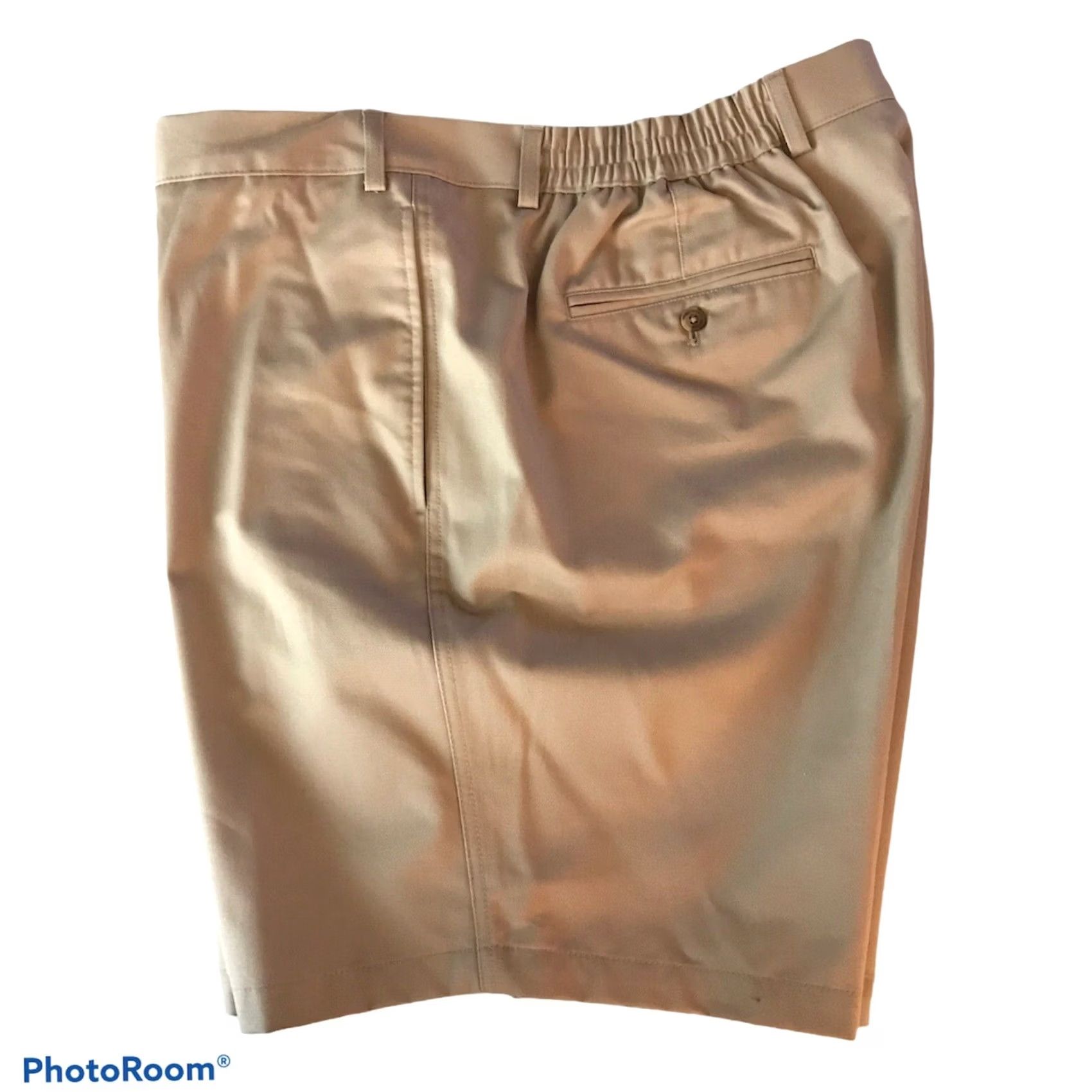 Roundtree & Yorke Roundtree & Yorke Big 50 Travel Smart Shorts 100% Cotton Khaki Flat Front EZ Care Size US 34 / EU 50 - 4 Thumbnail
