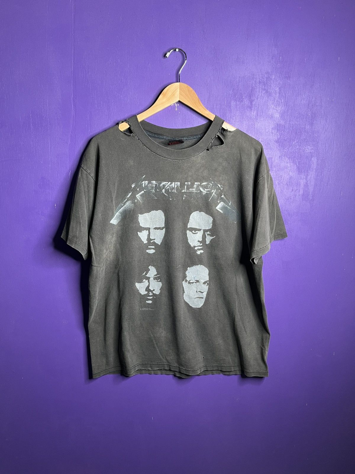 Band Tees × Vintage Vintage 1991 Metallica faces distressed tour t-shirt Size US L / EU 52-54 / 3 - 1 Thumbnail