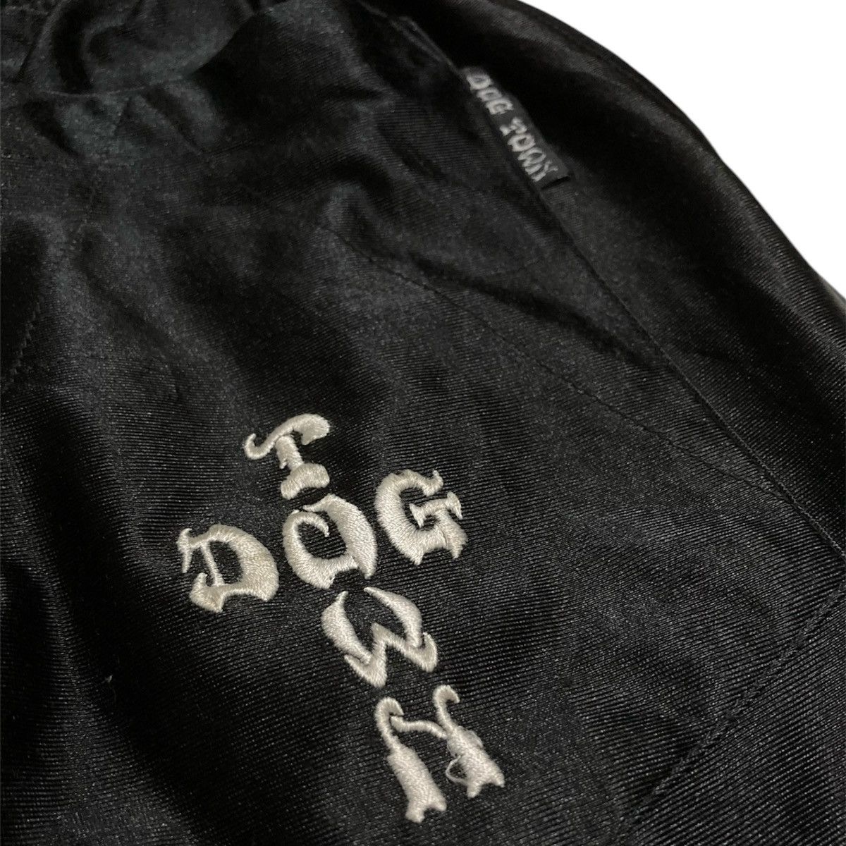 Dogtown DOGTOWN EMBROIDERED LOGO CROSS SHORT PANTS Size US 30 / EU 46 - 4 Thumbnail